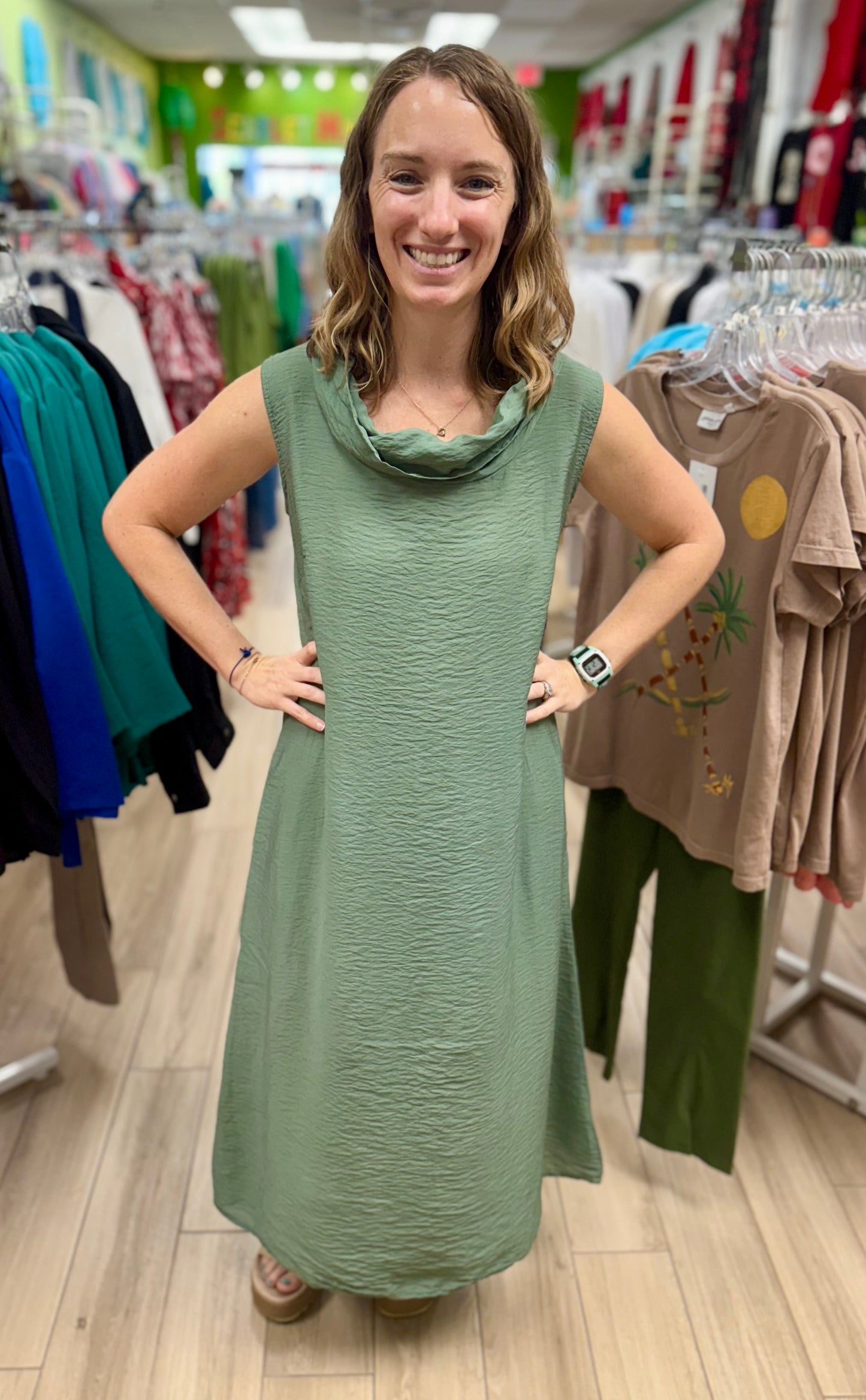 Cut Loose 6210329 Cowl Maxi Dress