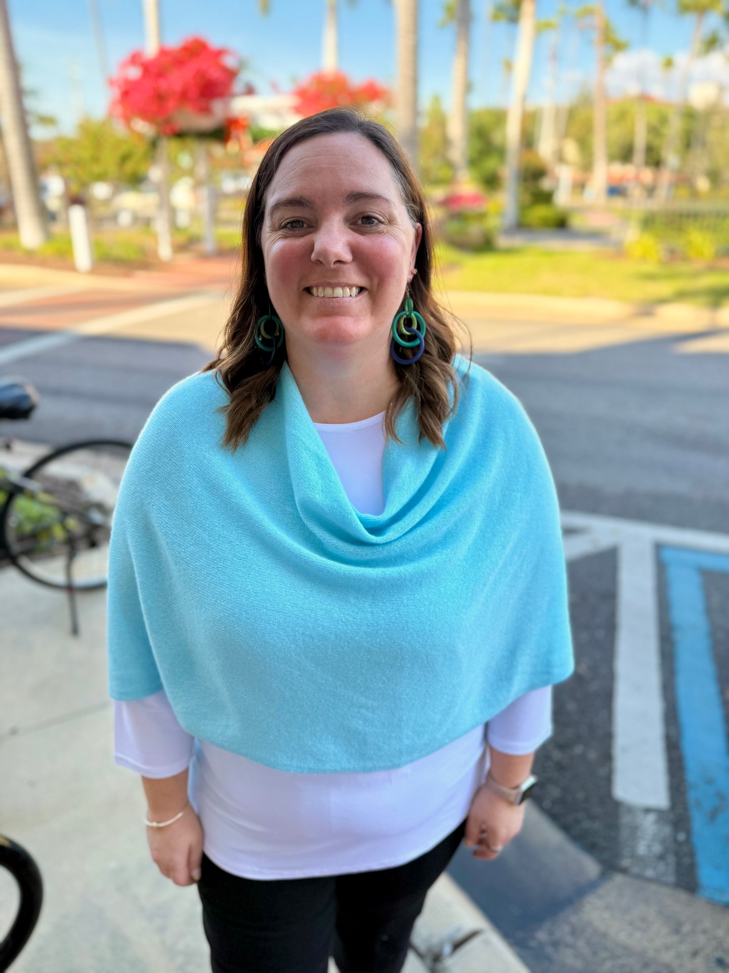 Alashan LS1346 Cashmere Poncho Topper