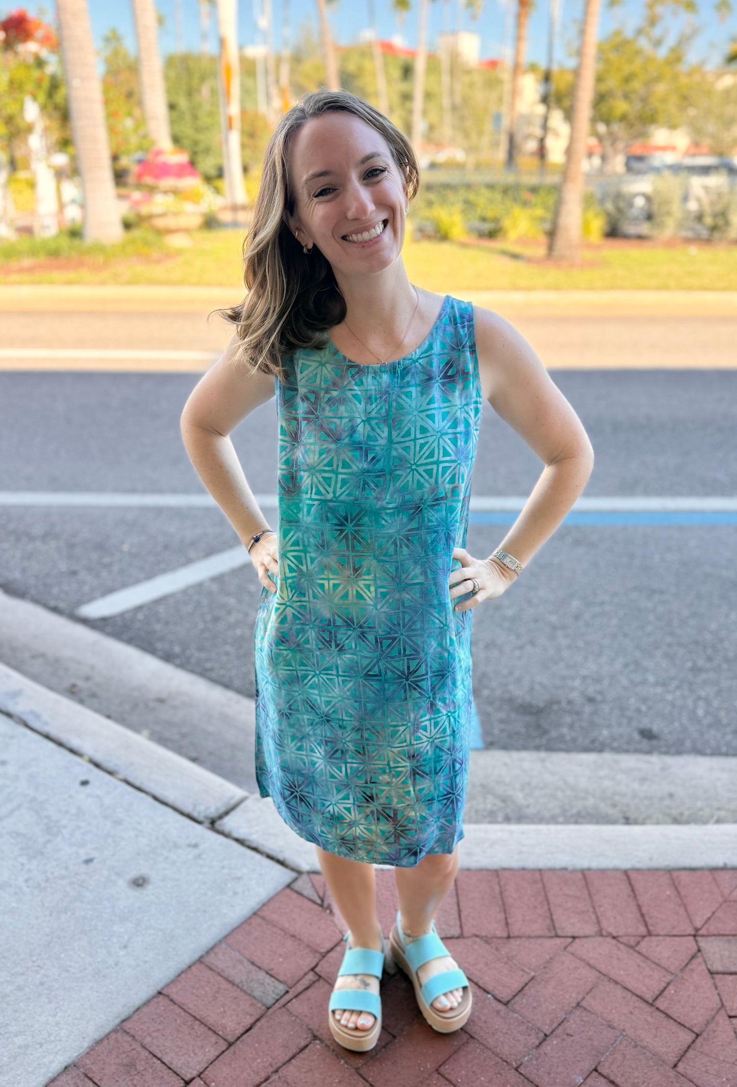 Lost River 2108 Keyhole Dress