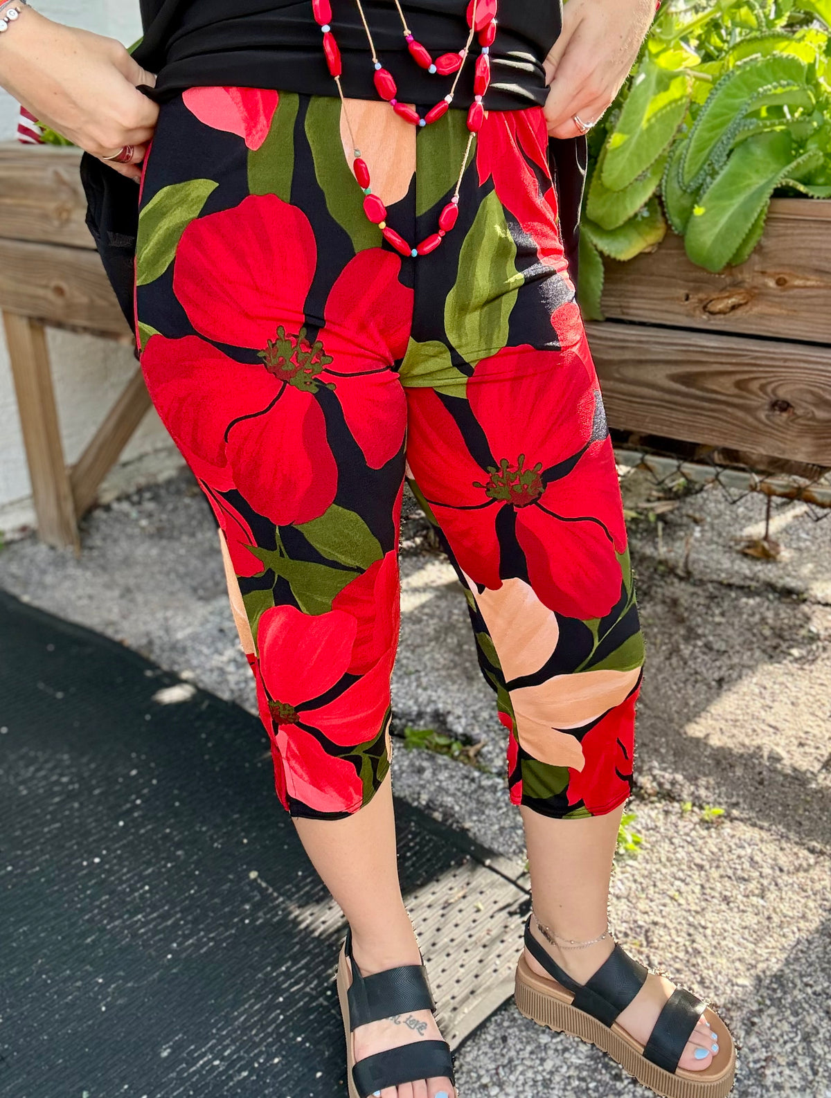 Jostar Floral Stretch Capri