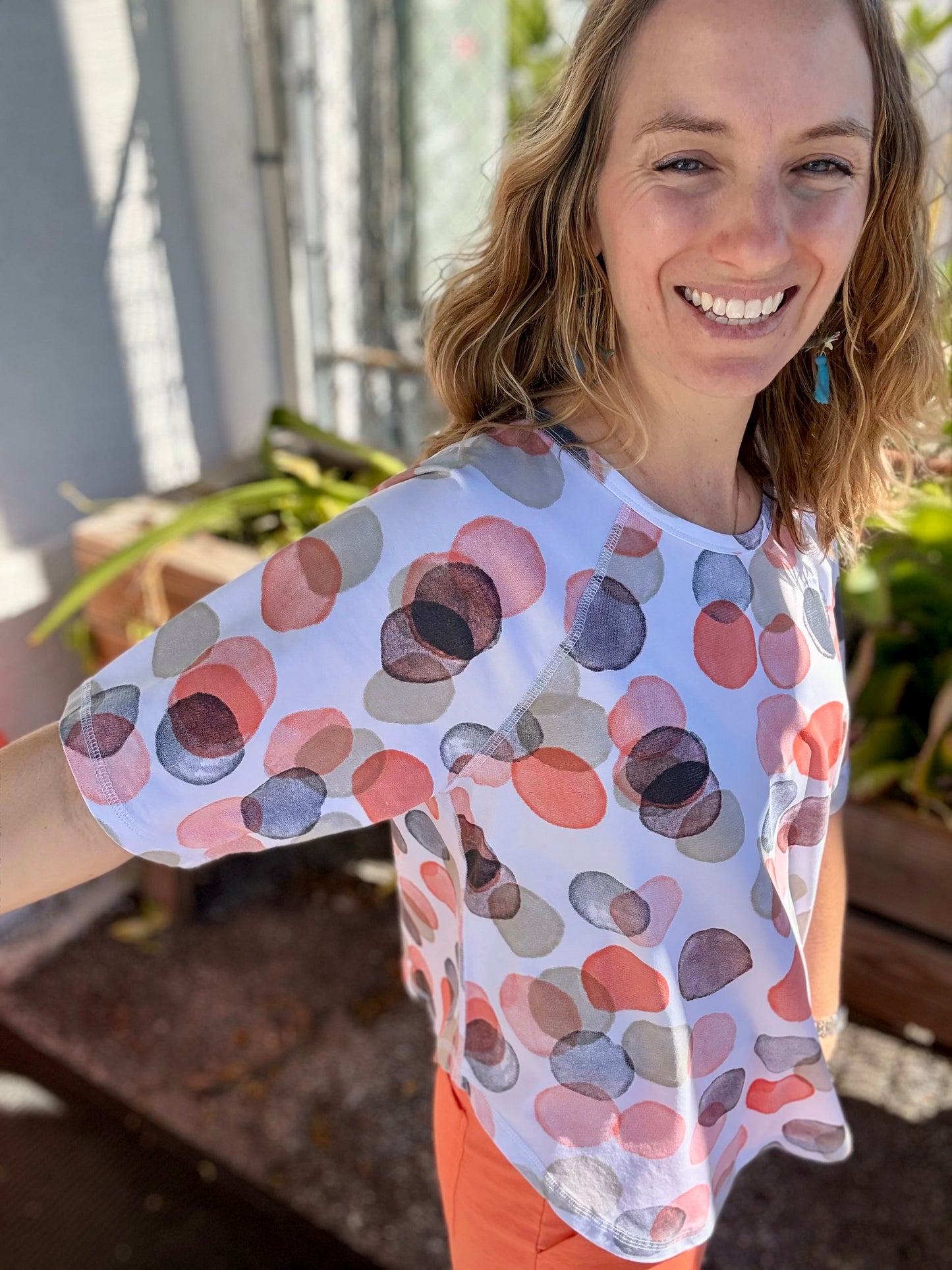 Wild Palms 1622 Elbow Dots Top