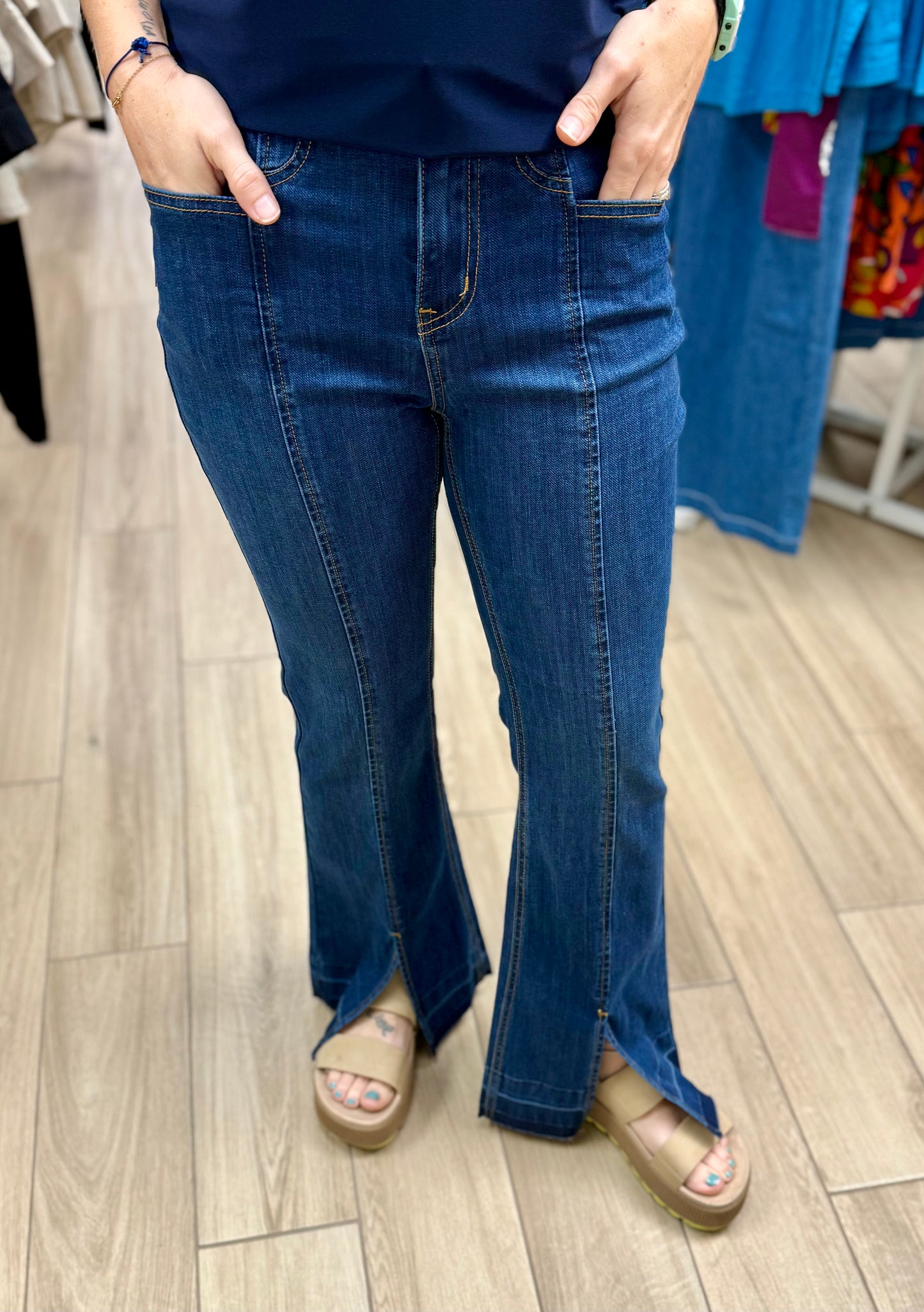 Euro Ethyl Z3F2720 Slit Front Jean