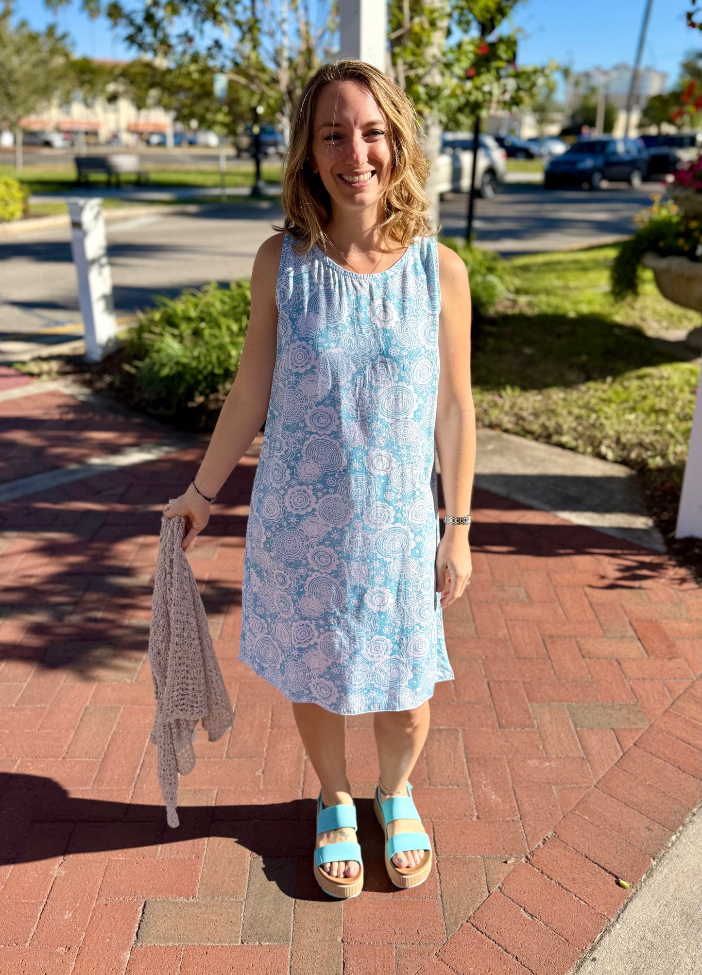 Lost River 2108 Keyhole Dress