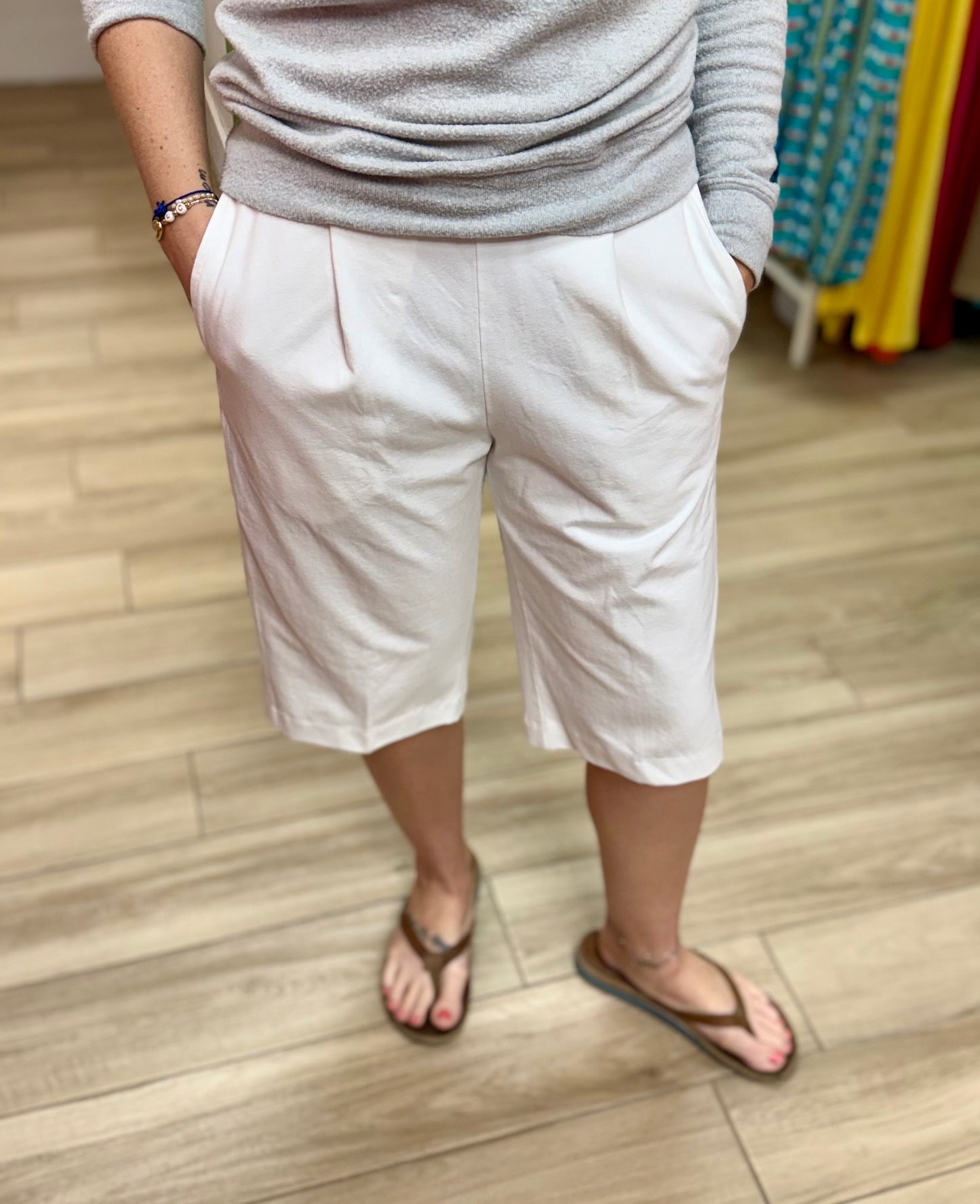 Jess & Jane WK14S Pleat Short