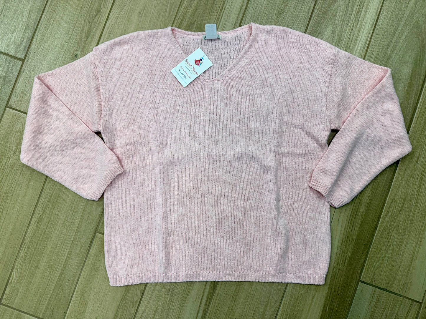 Avalin N9592 Crop V-Neck Sweater