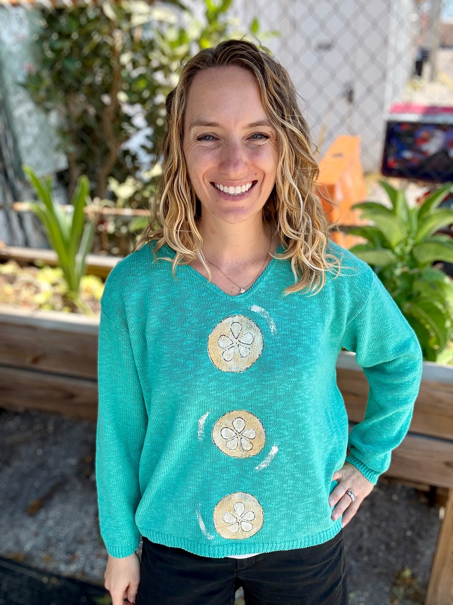 MoMo Sweater - Sand Dollar Trio