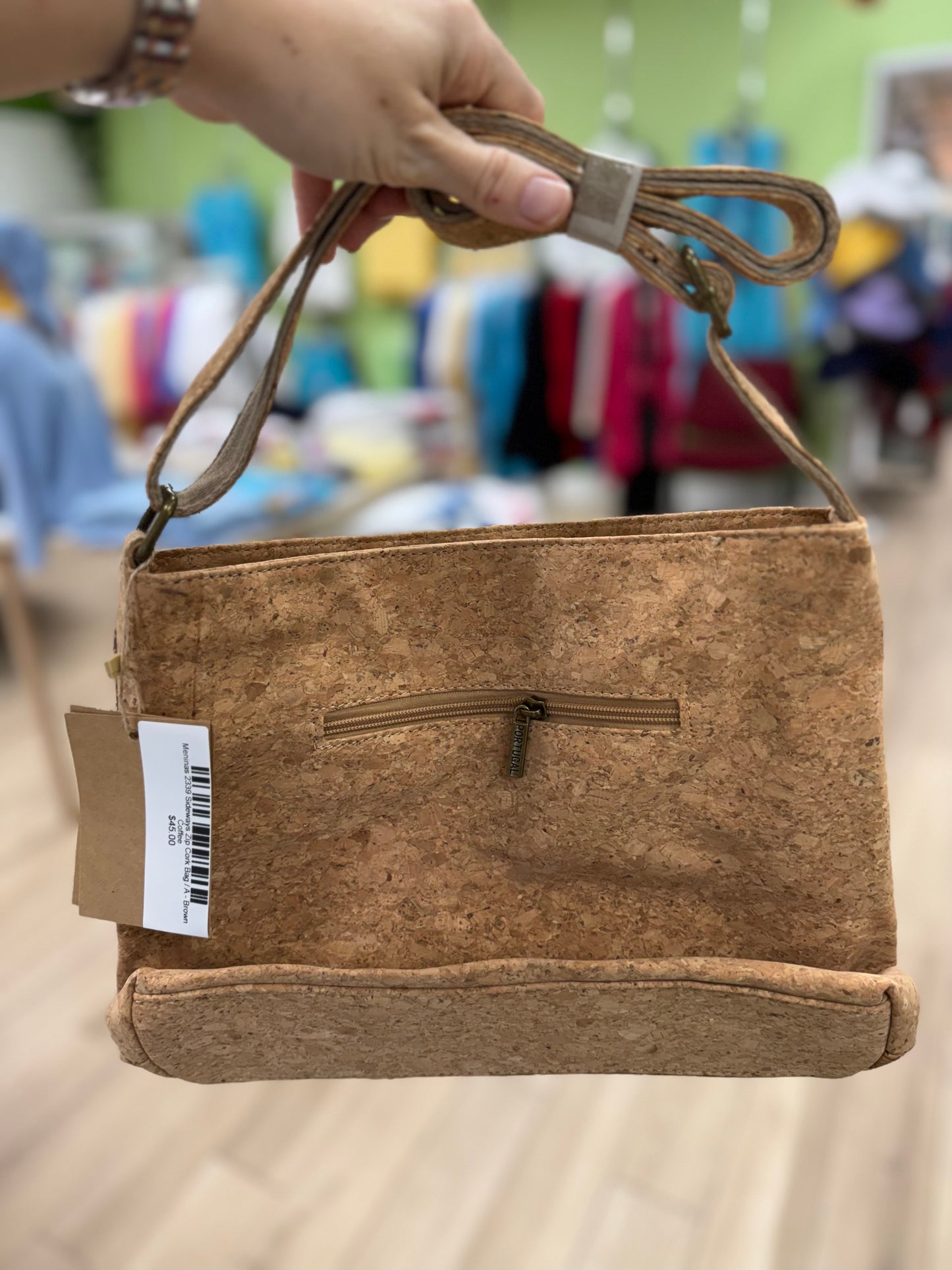 Meninas 2339 Sideways Zip Cork Bag