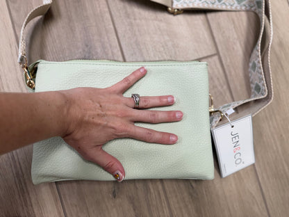 Jen & Co. M2056 Izzy Bag