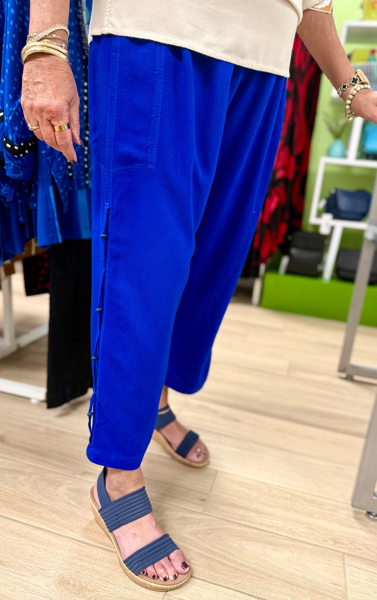 Dairi 4335 One Size Button Side Pants