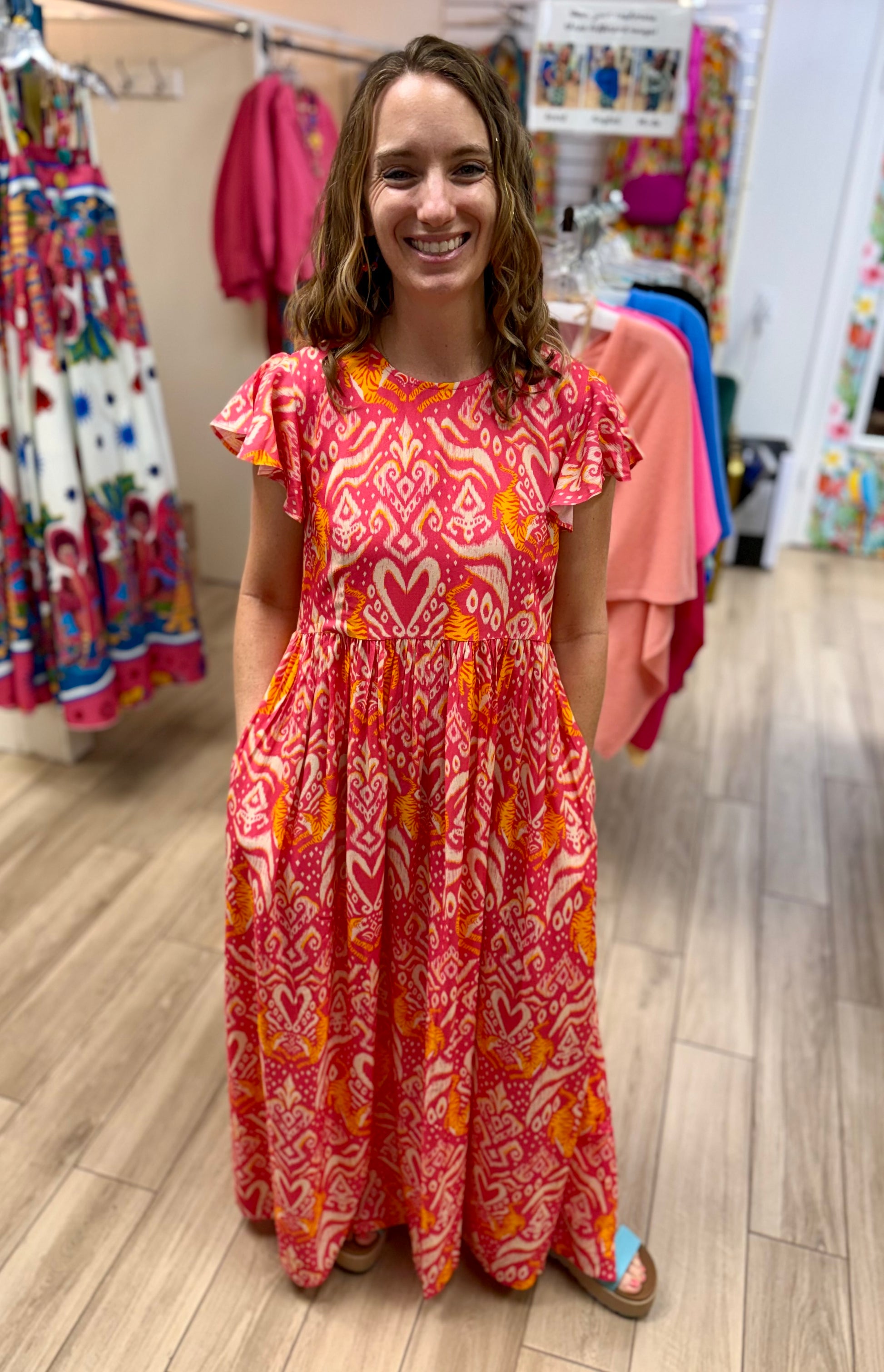Briton Court Lydia Tiger Maxi Dress – Scarlet Macaw Resort Wear