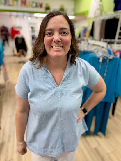 Maya Jones Hi-Lo Collared Top