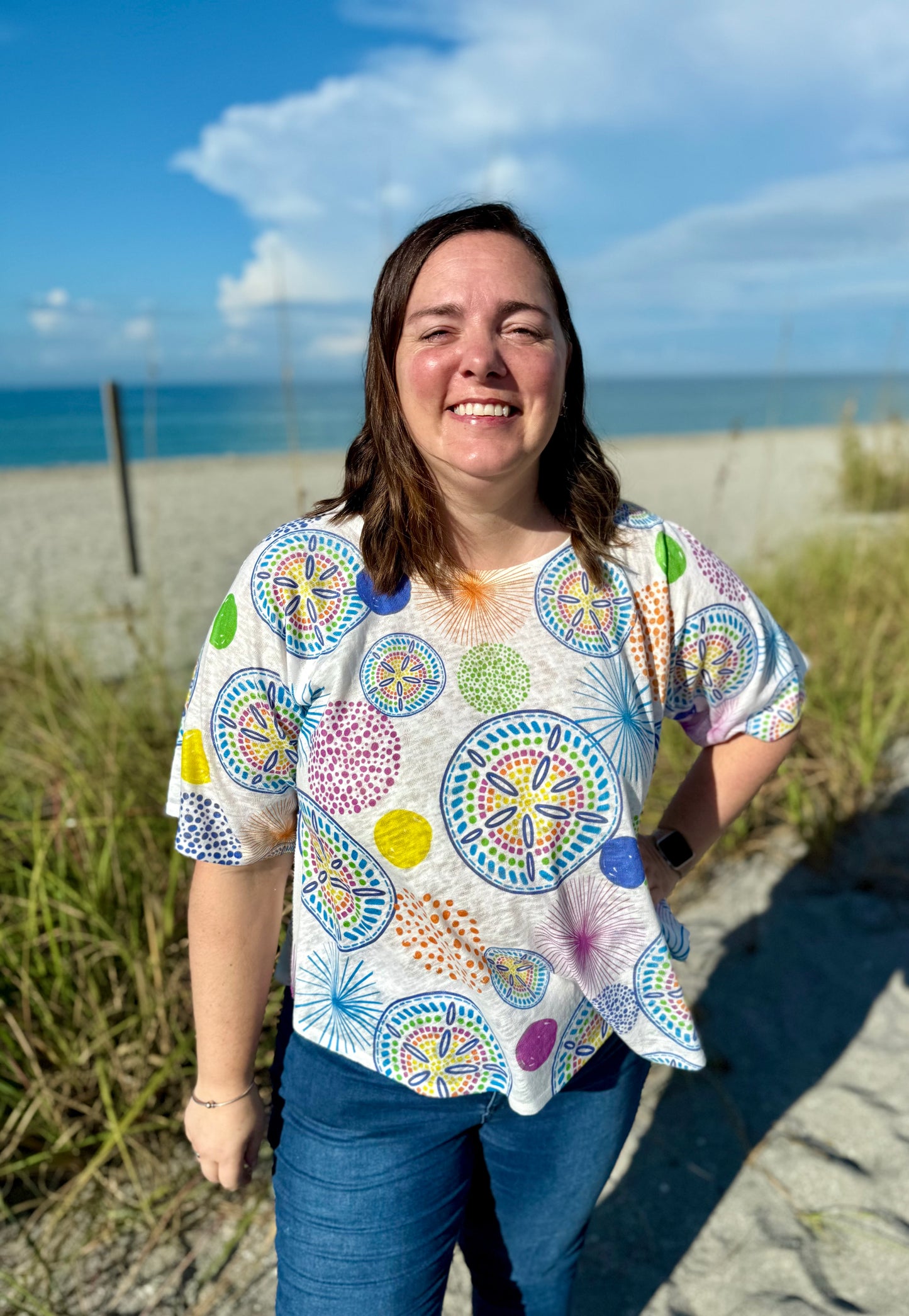 Et'Lois C2007-CM005 MoMo Sand Dollar Top