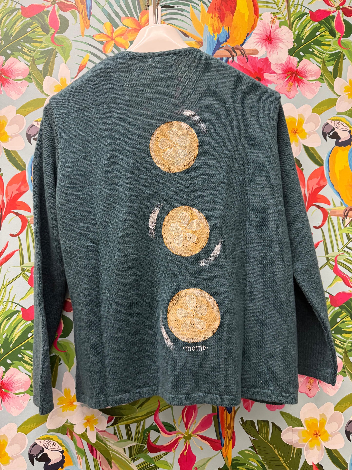 MoMo Sweater - Sand Dollar Trio