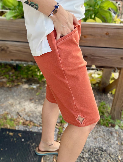 Inspired by Wild Palms D68 Diamond Side Short