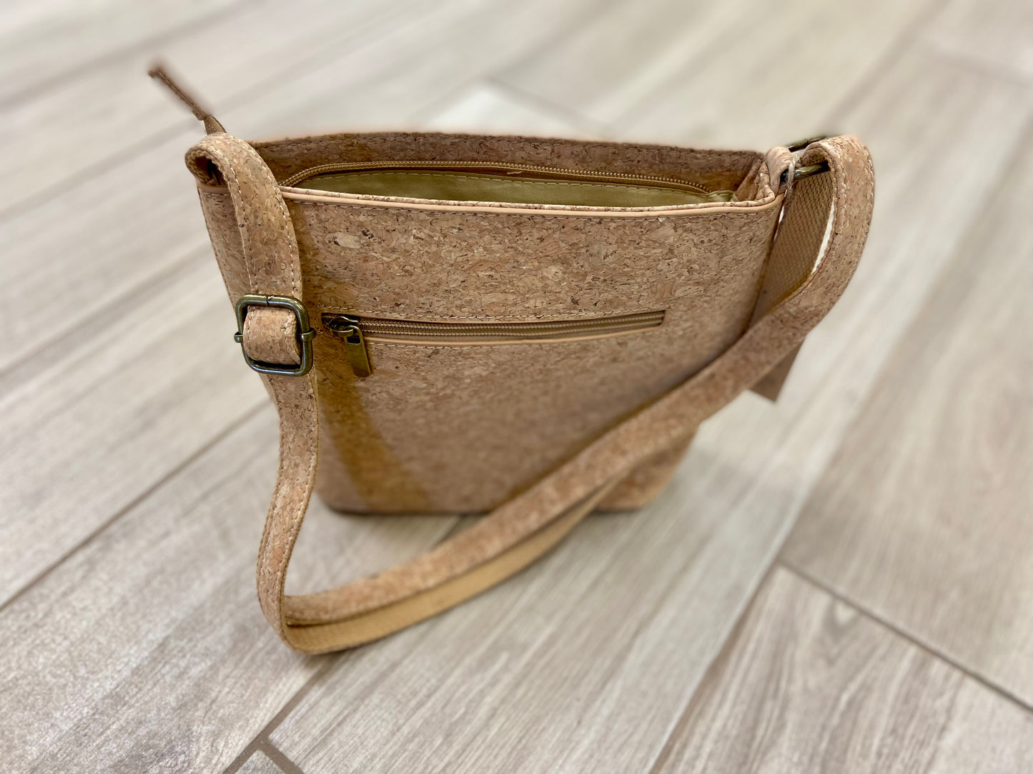 Meninas 2294 Printed Cork Crossbody Bag