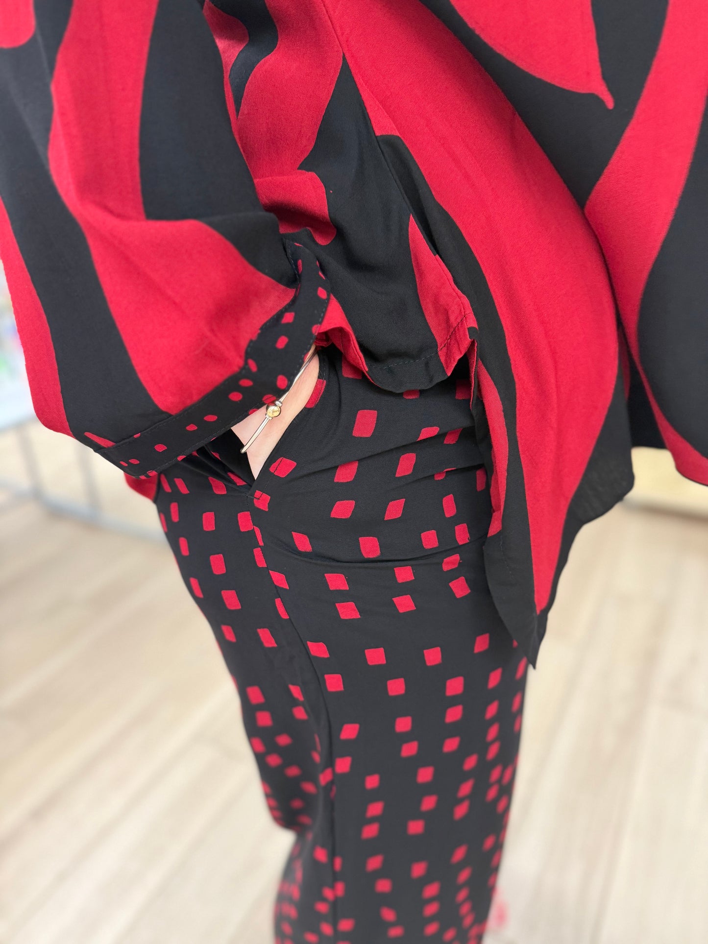 Iguana BB Side Button Pant