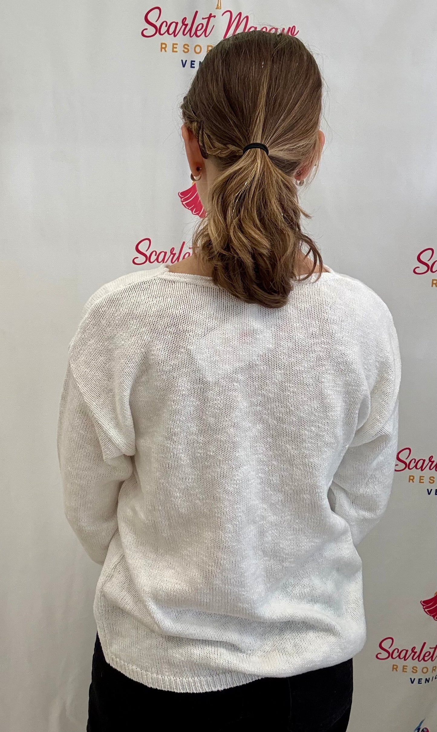 Avalin N9592 Crop V-Neck Sweater