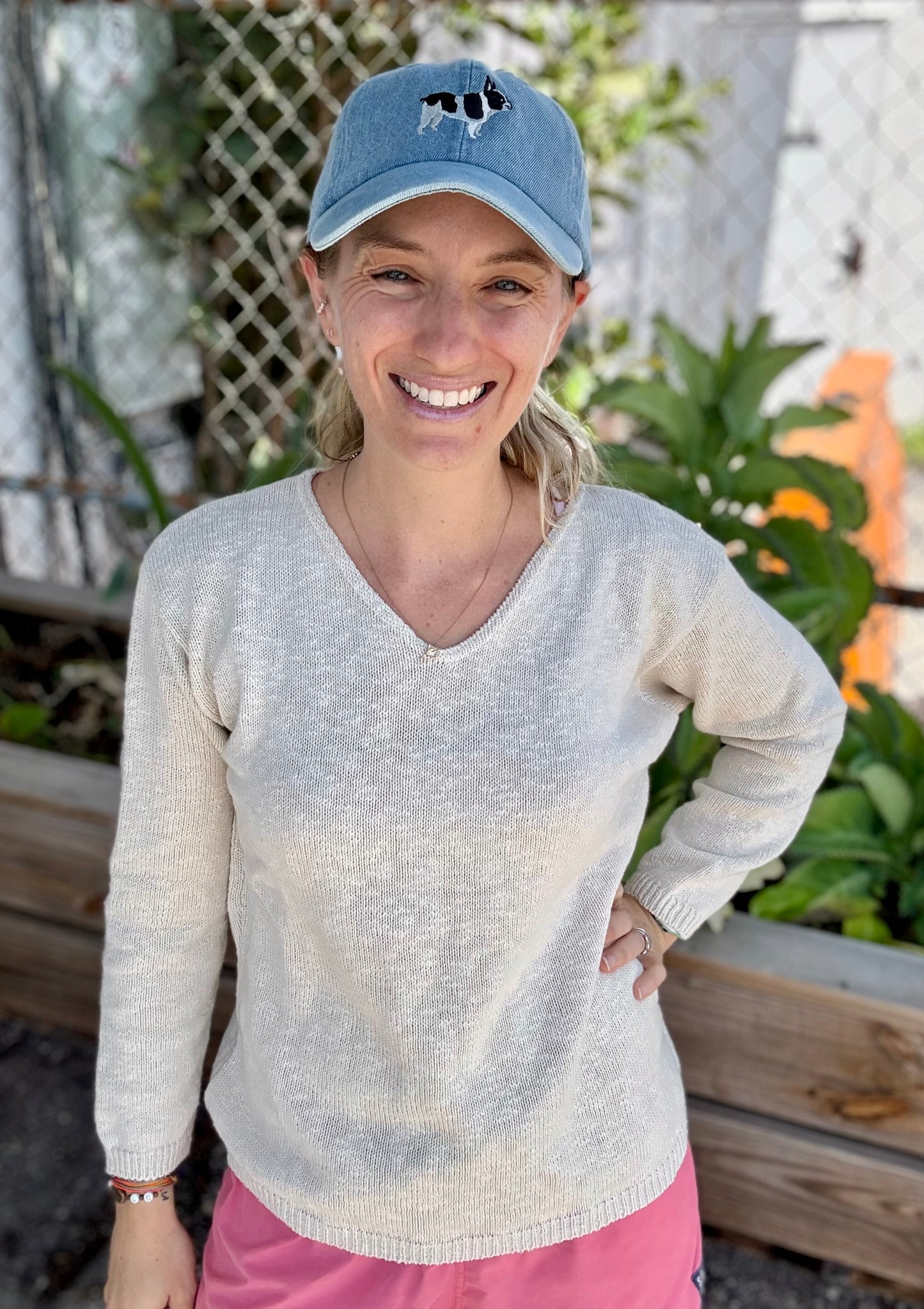 Sage 4000 V-Neck Crop Sweater