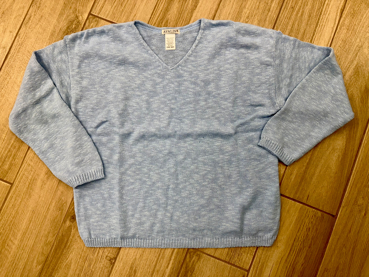 Avalin N9592 Crop V-Neck Sweater