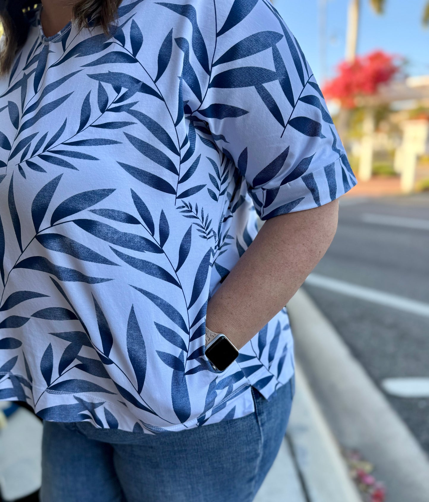 Wild Palms 1605 Leaves Pocket Top