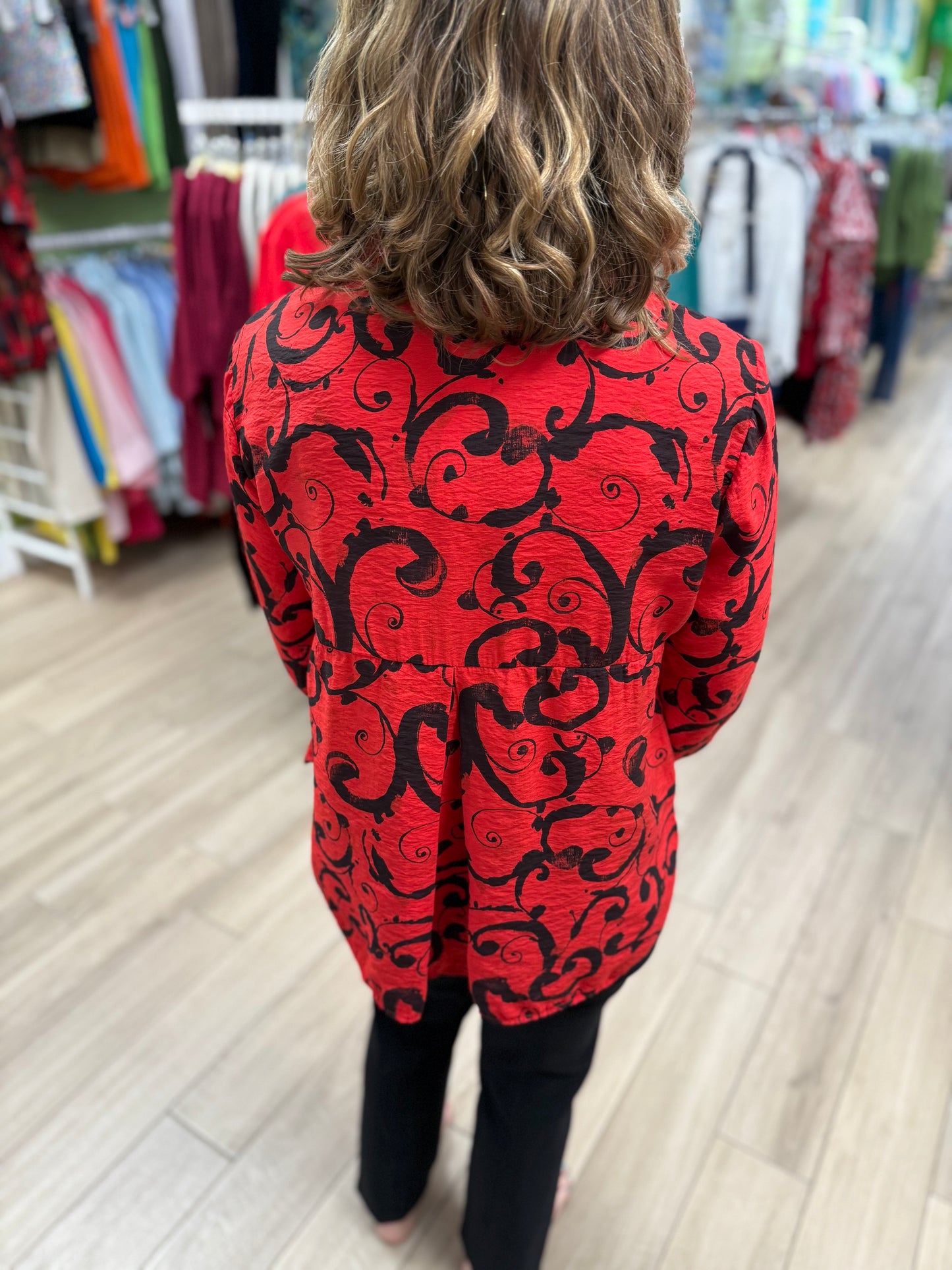 Cut Loose 6986986 Swirl Top