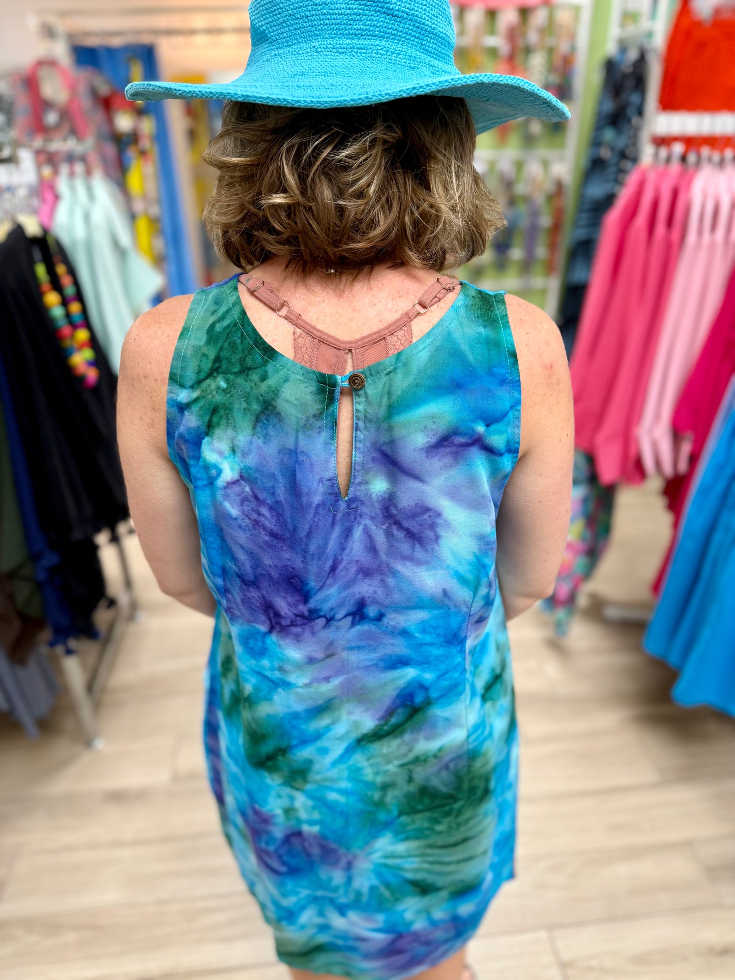Lost River 2108 Keyhole Dress