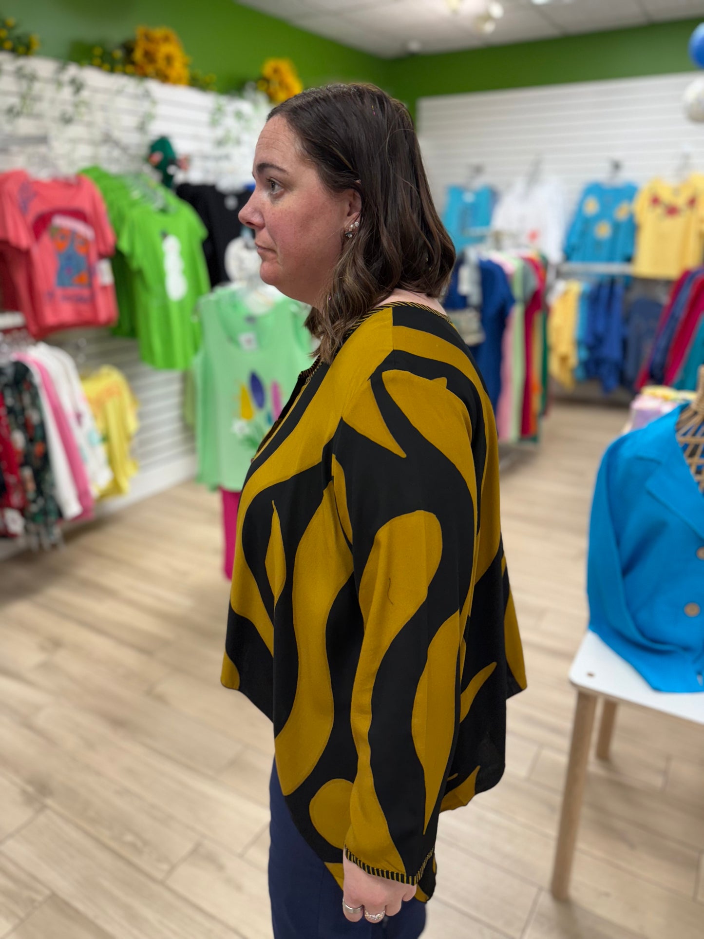 Iguana Kyao Shark Bite Top