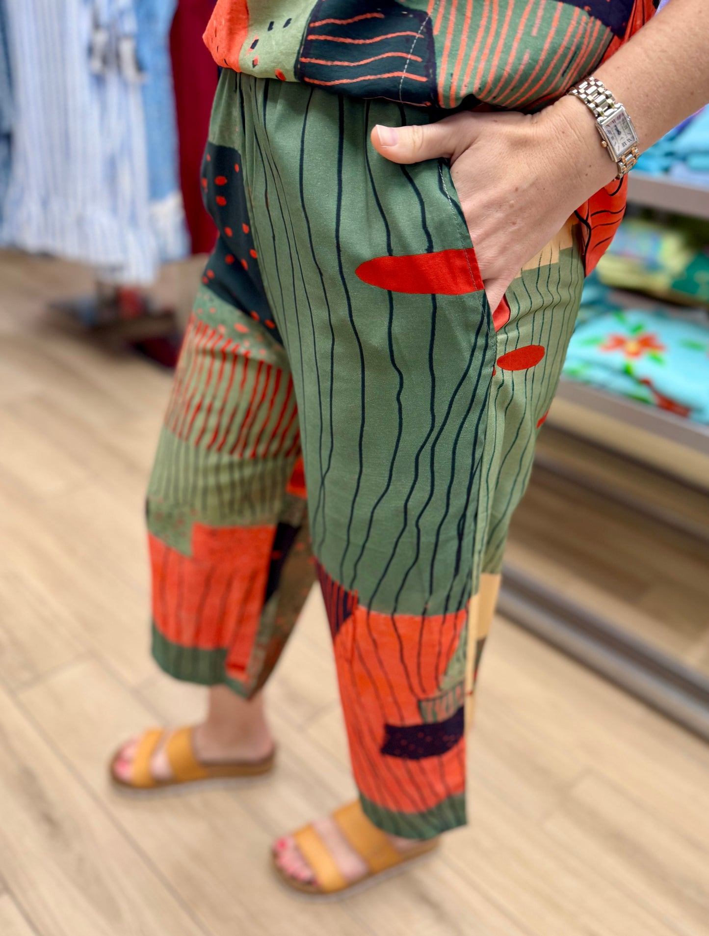 3 Potato A30 Print Capri