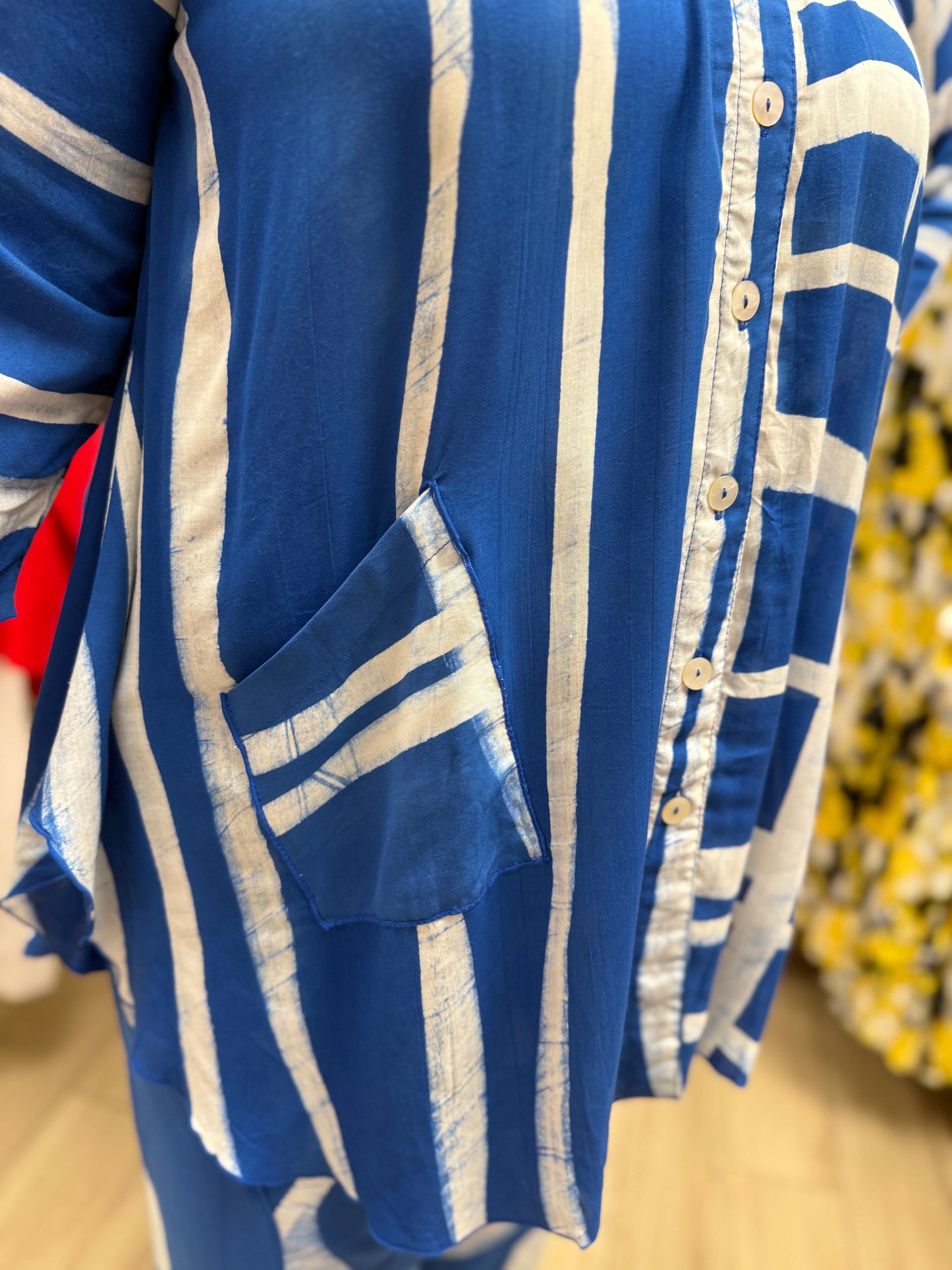 Iguana Aku Tunic Top