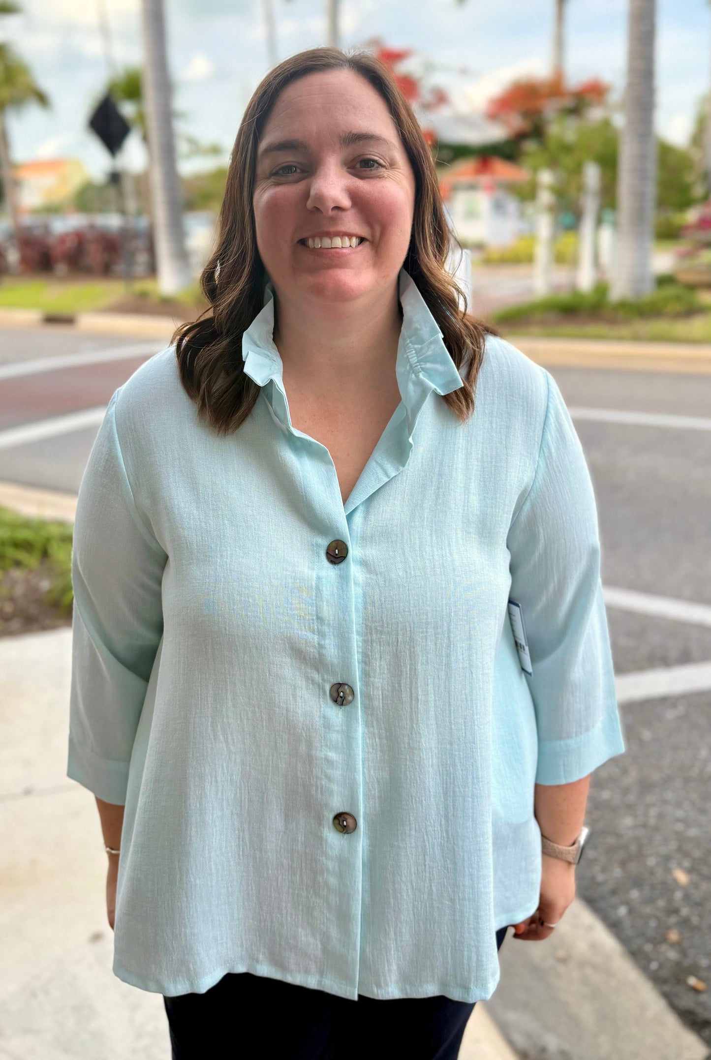 Fridaze AA311 Wire Collar Top