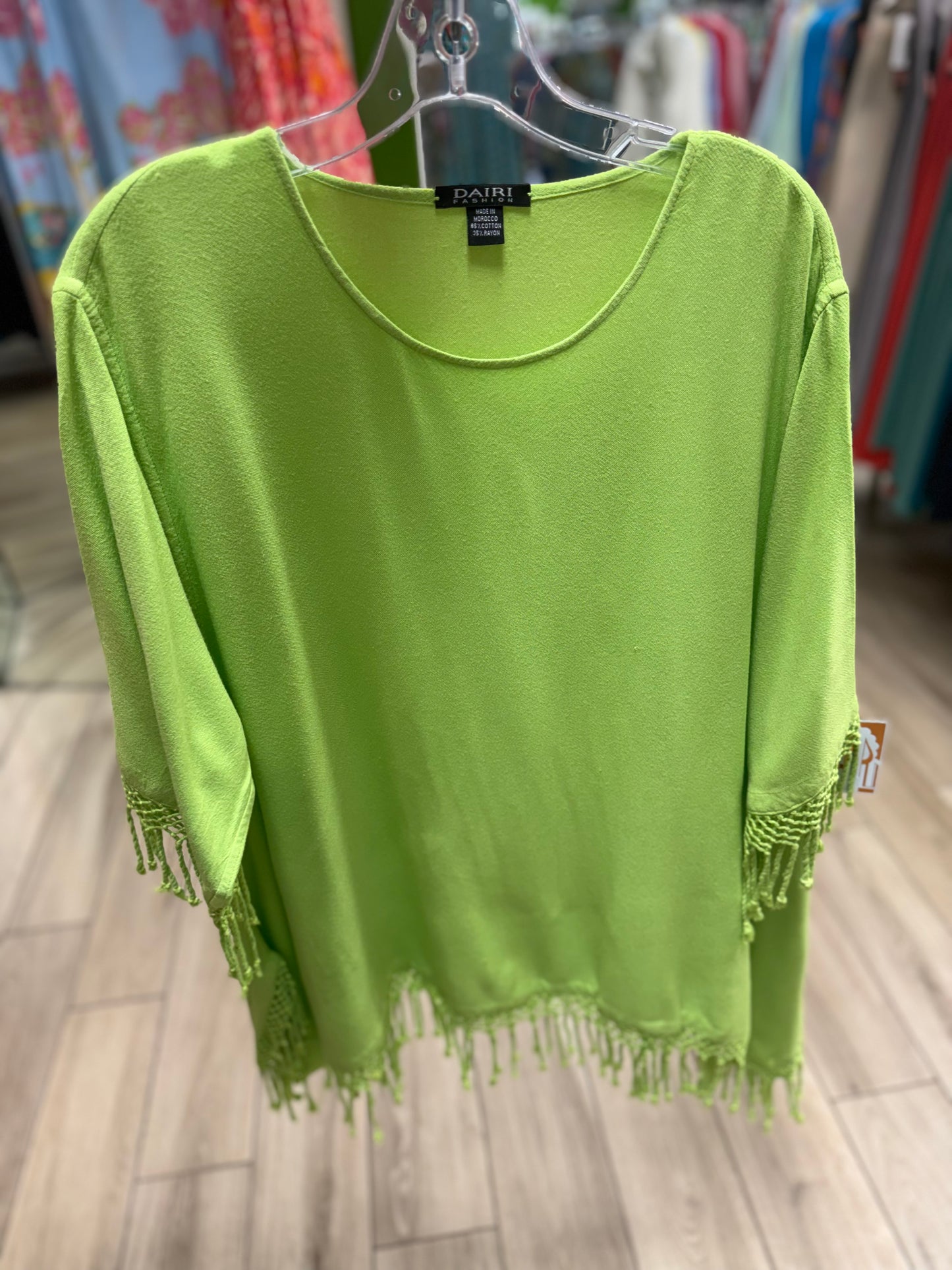 Dairi 2221 One Size Fringe Top