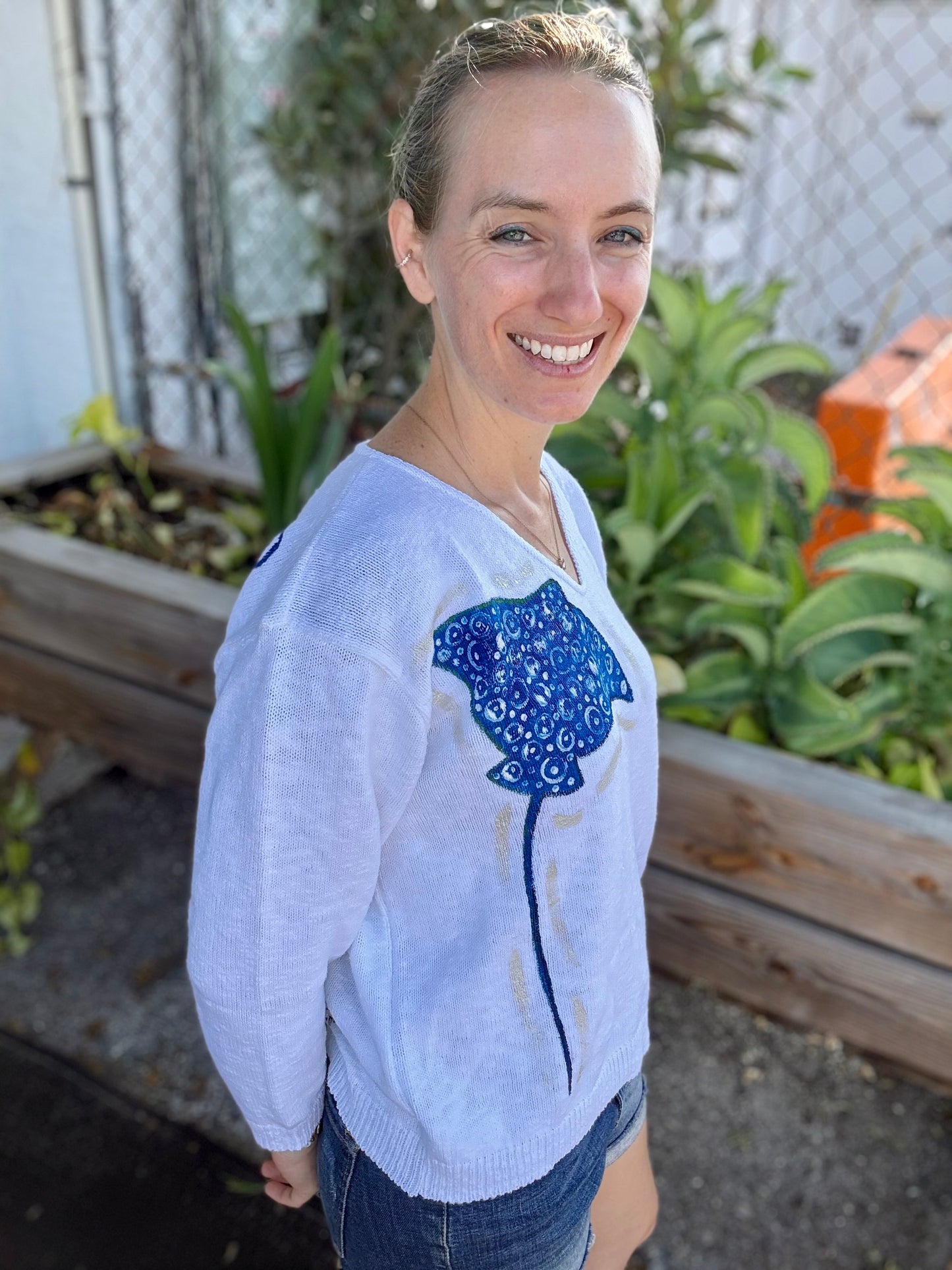MoMo Sweater - Spotted Eagle Ray