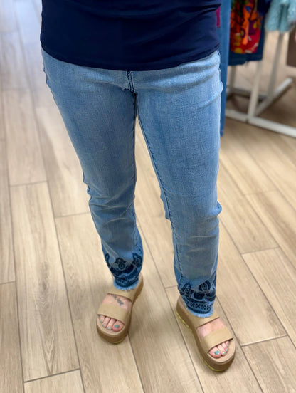 Euro Ethyl P31 Ankle Embroider Jean