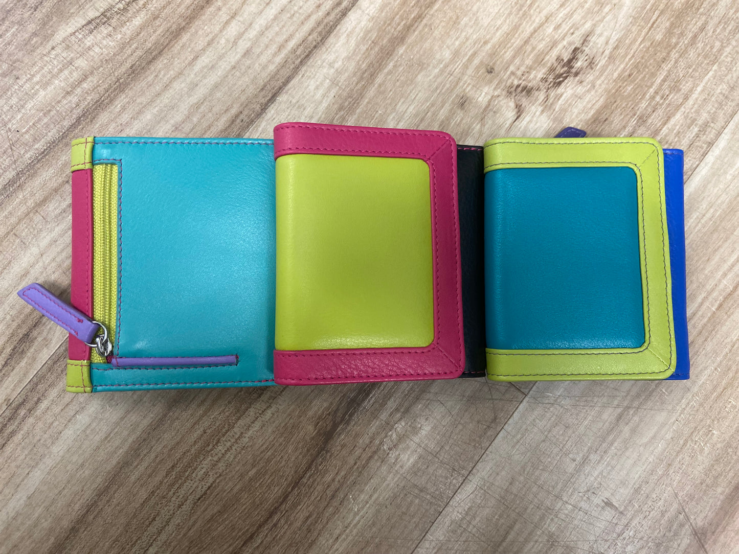 ILI 7824 Tri-Fold Wallet