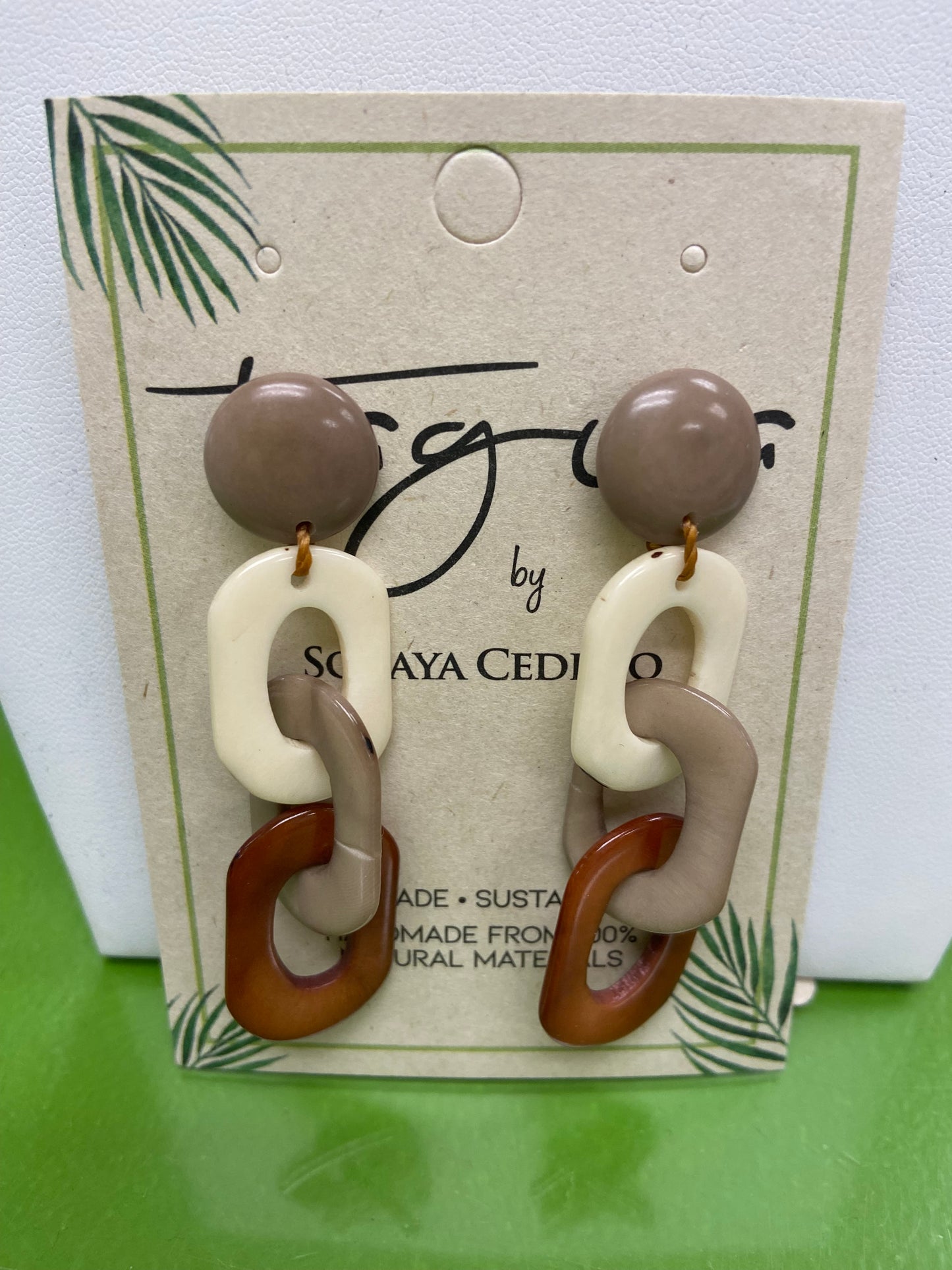 Tagua Luciana Earring