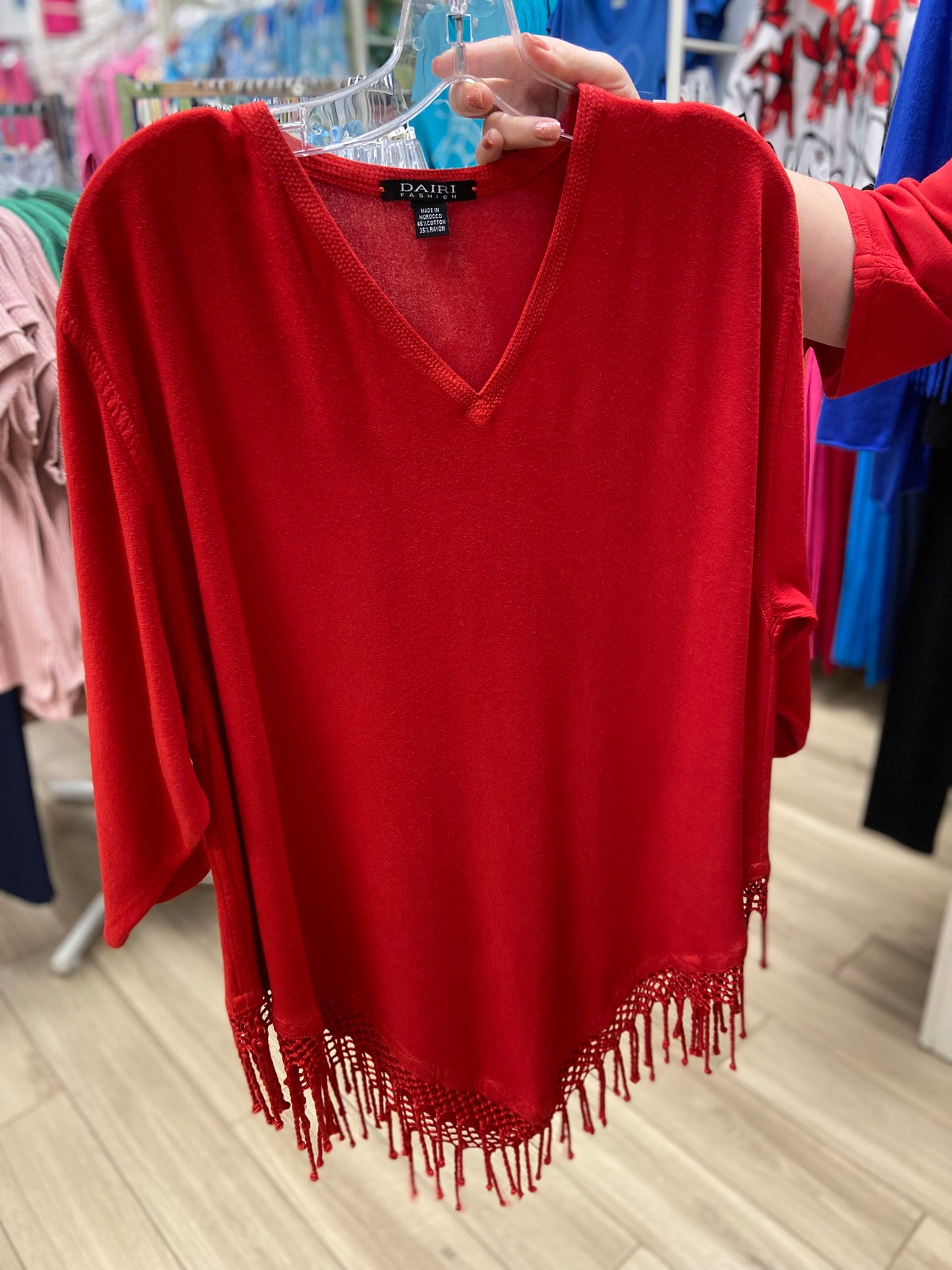 Dairi 2320 One Size Fringe Point Top