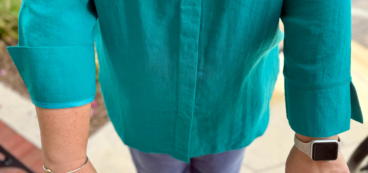 Fridaze Eleanor Button Back Blouse