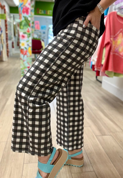 Anniewear Gingham Denim Crop Pant