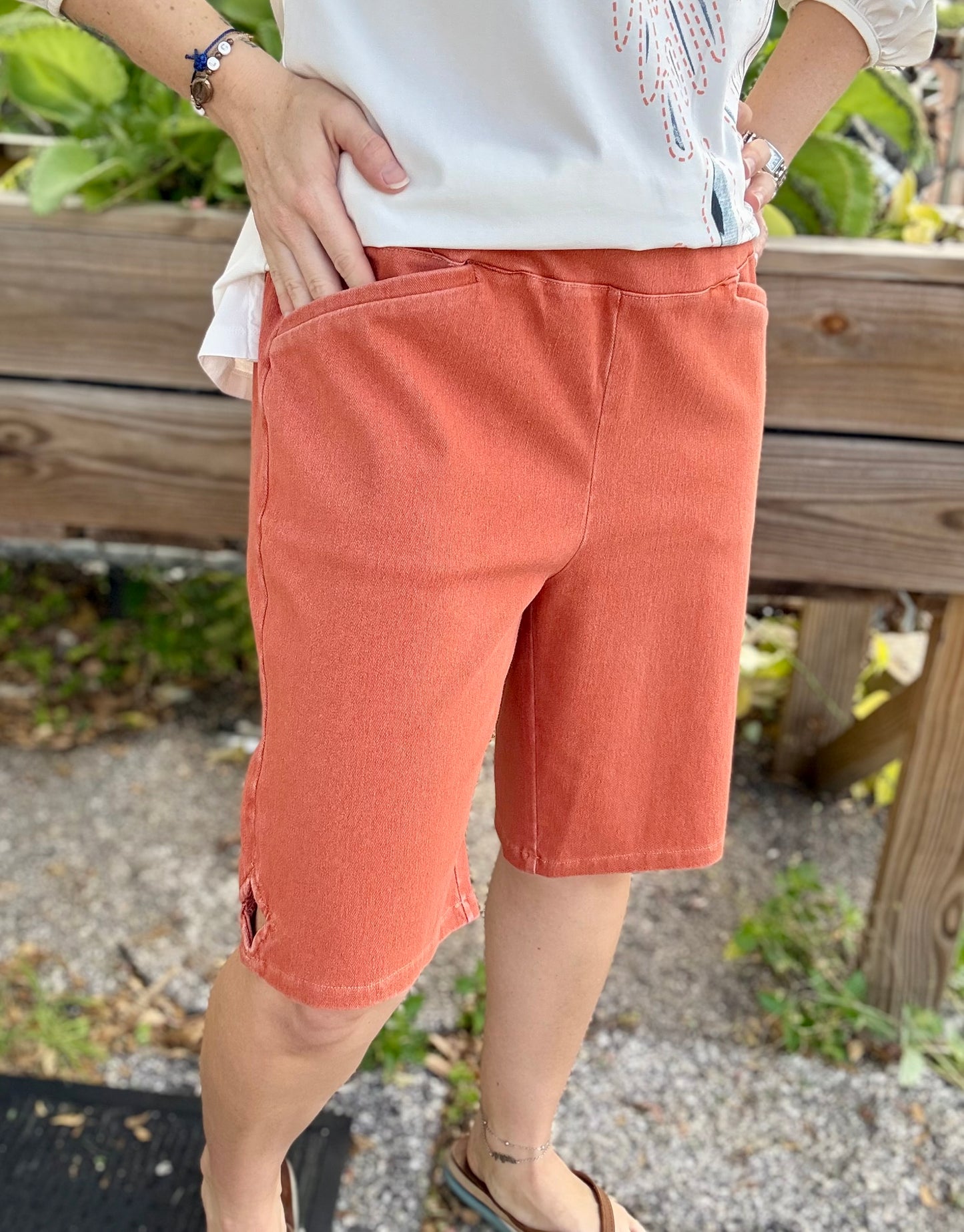 Inspired by Wild Palms D68 Diamond Side Short