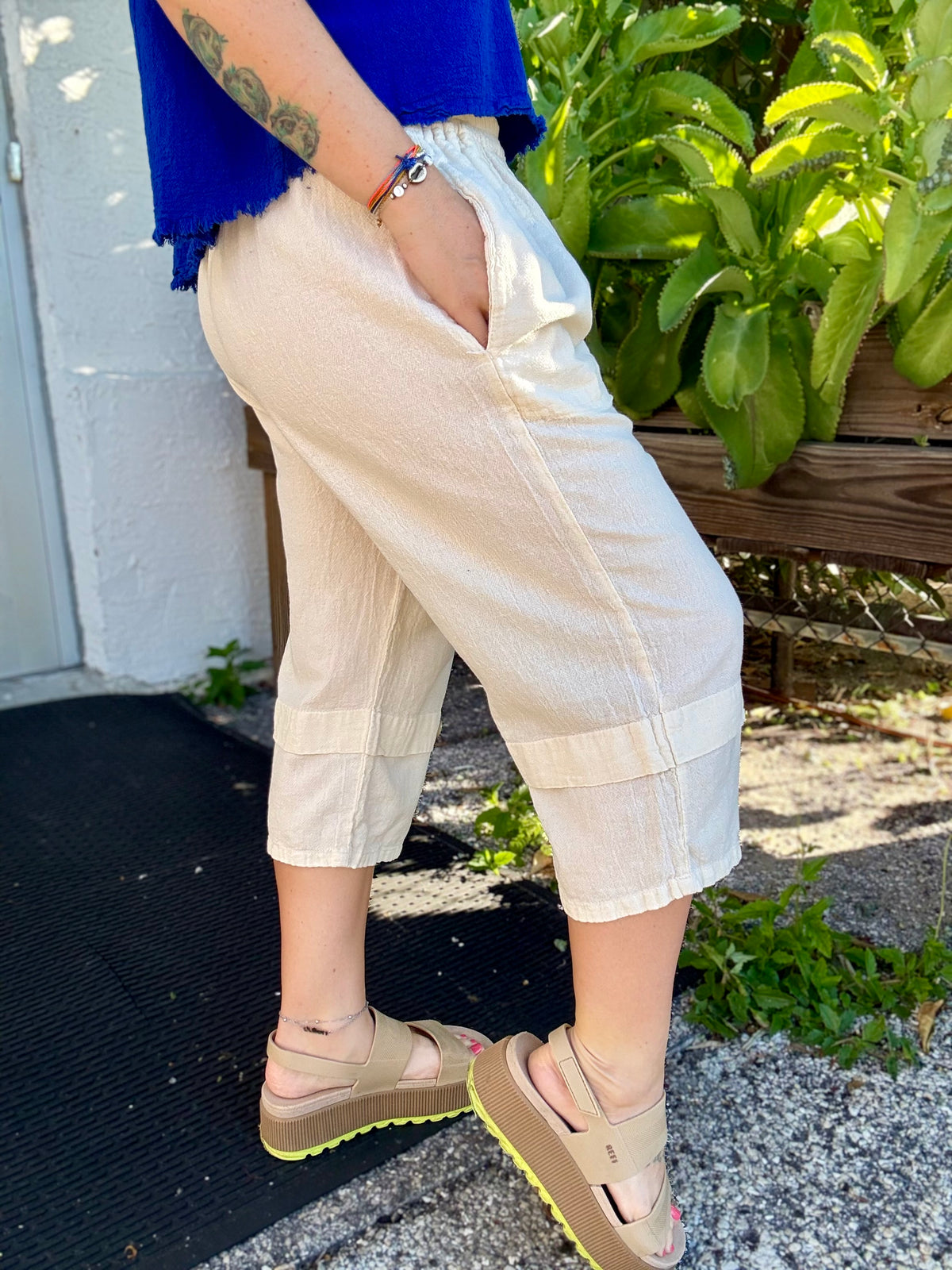 Cottonways Gail Button Front Capri
