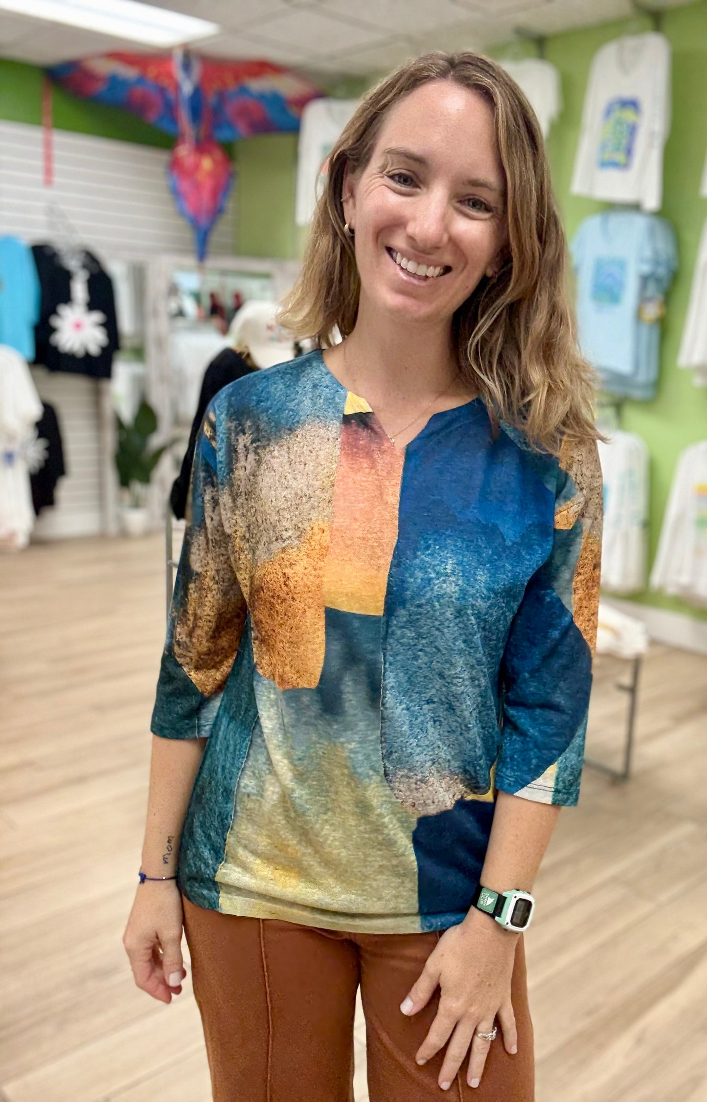 FDJ 3677451 Bricklane Top