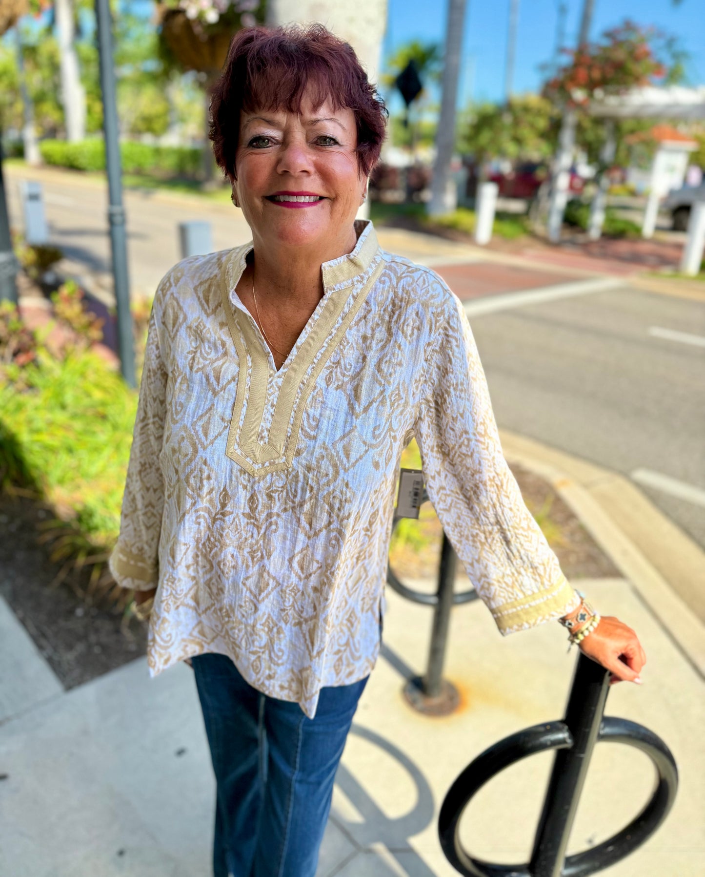 Multiples M26406TM Neck Trim Top