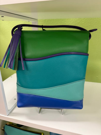 ILI Wave Mid Crossbody Bag