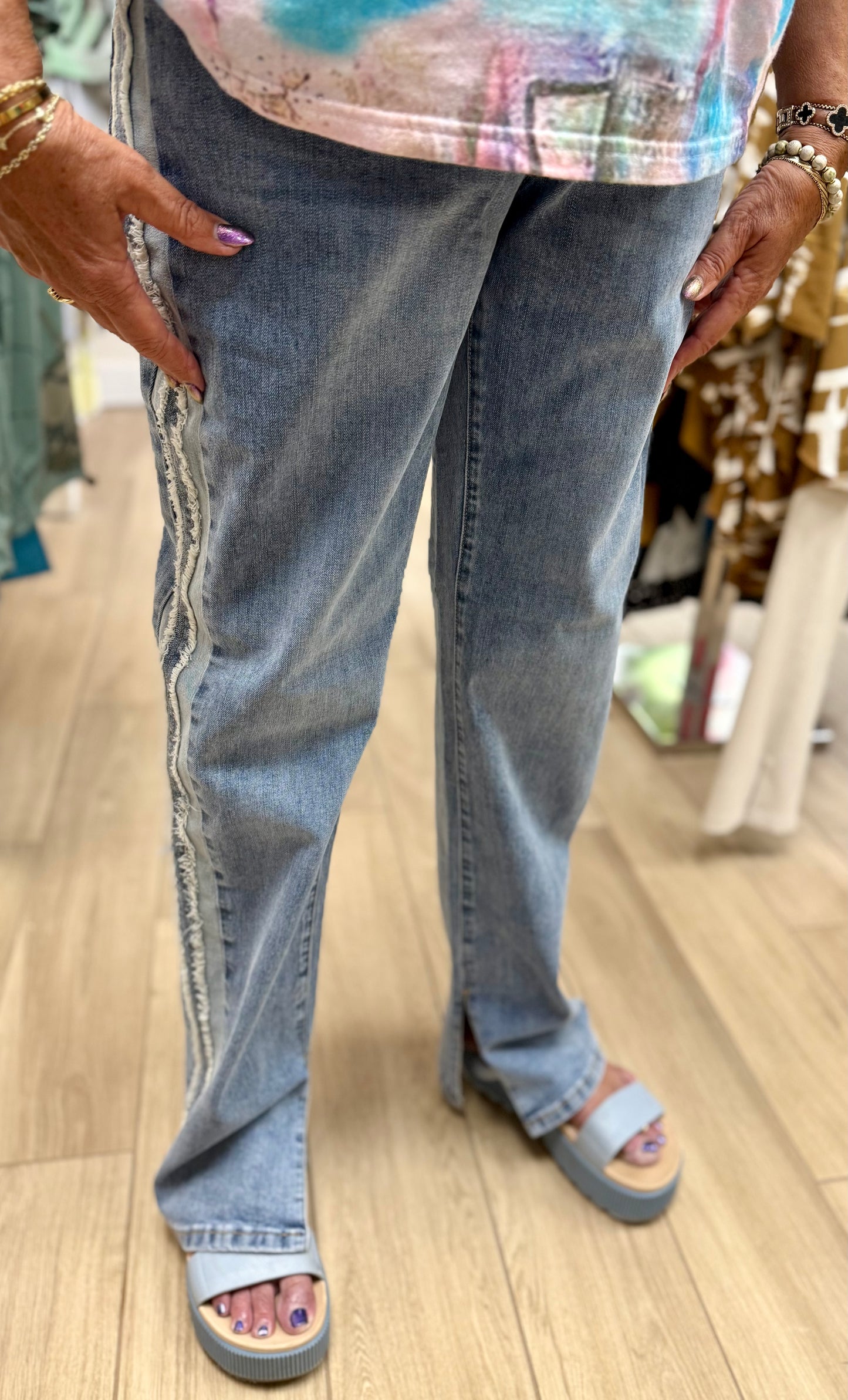 FDJ 6938799 Suzanne Fringe Side Slit Jean