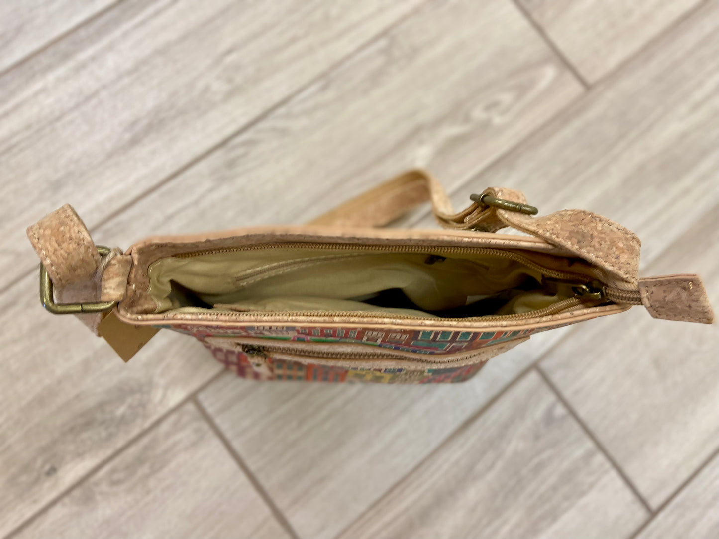 Meninas 2294 Printed Cork Crossbody Bag