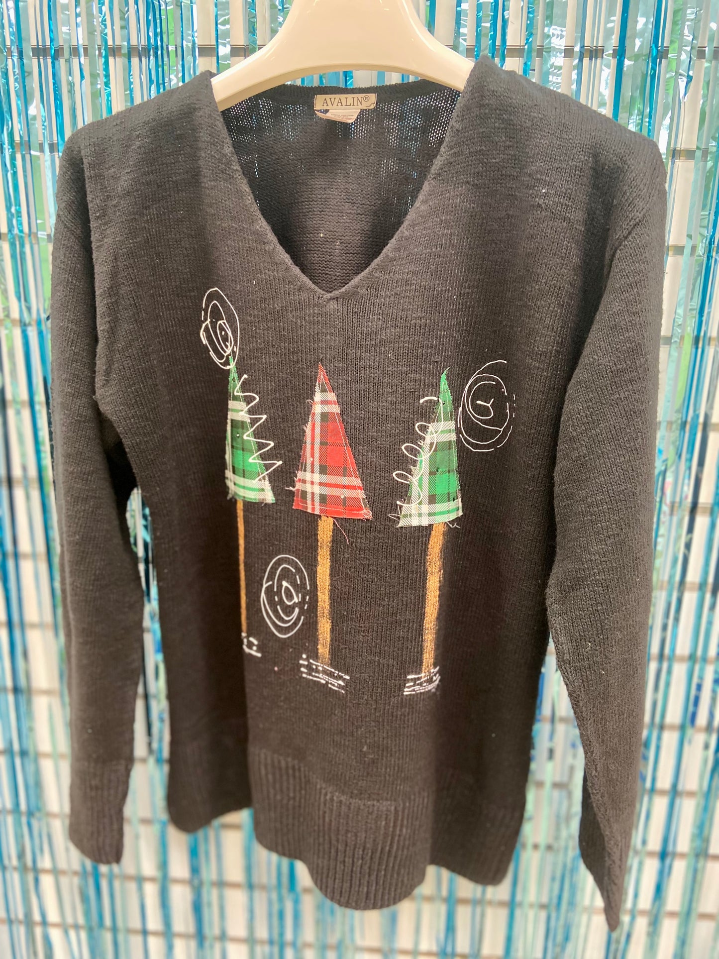 MoMo Sweater - Plaid Tree Forest