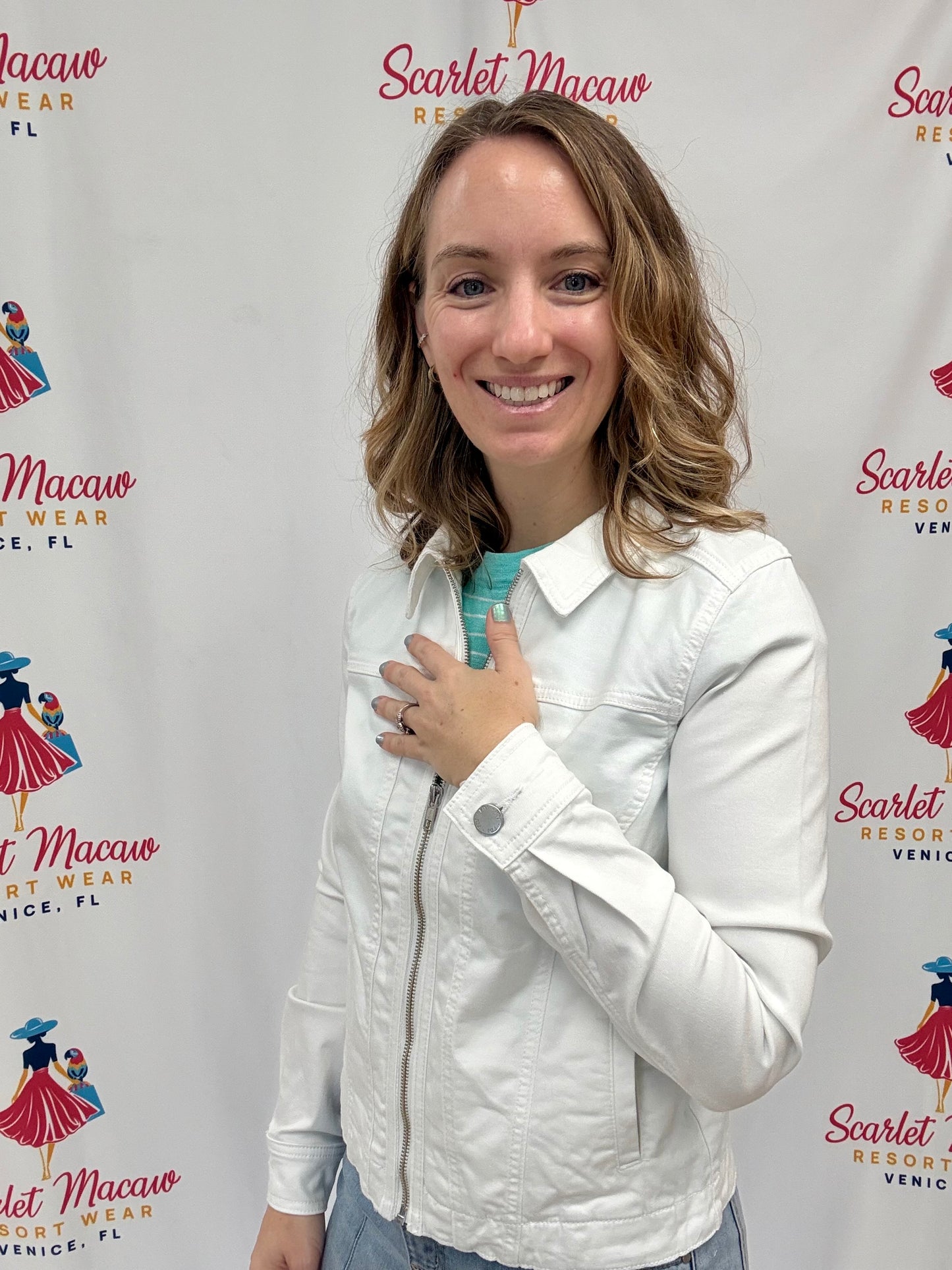 FDJ 1944511 White Jean Jacket