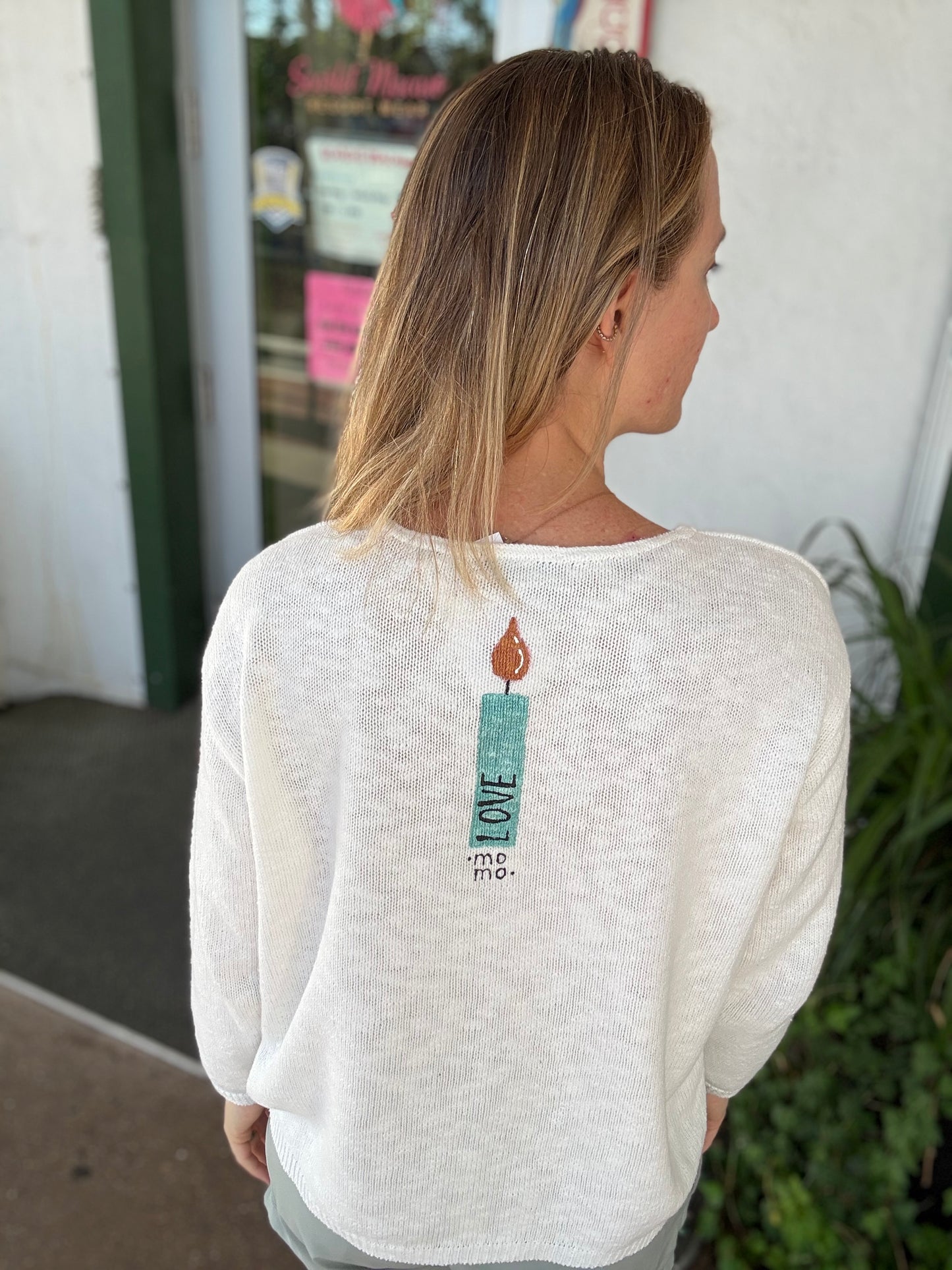 MoMo Sweater - Candles of Love