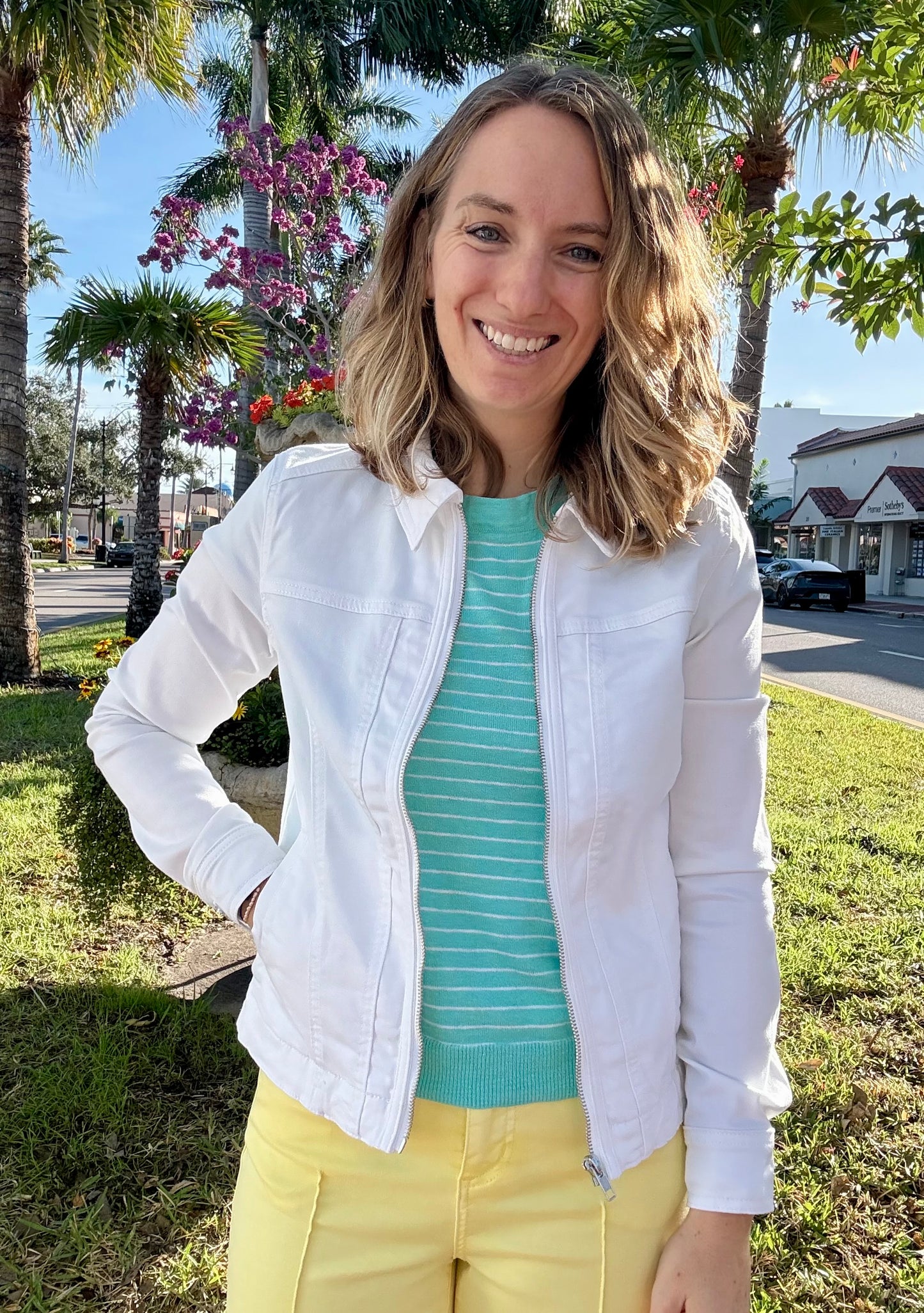 FDJ 1944511 White Jean Jacket