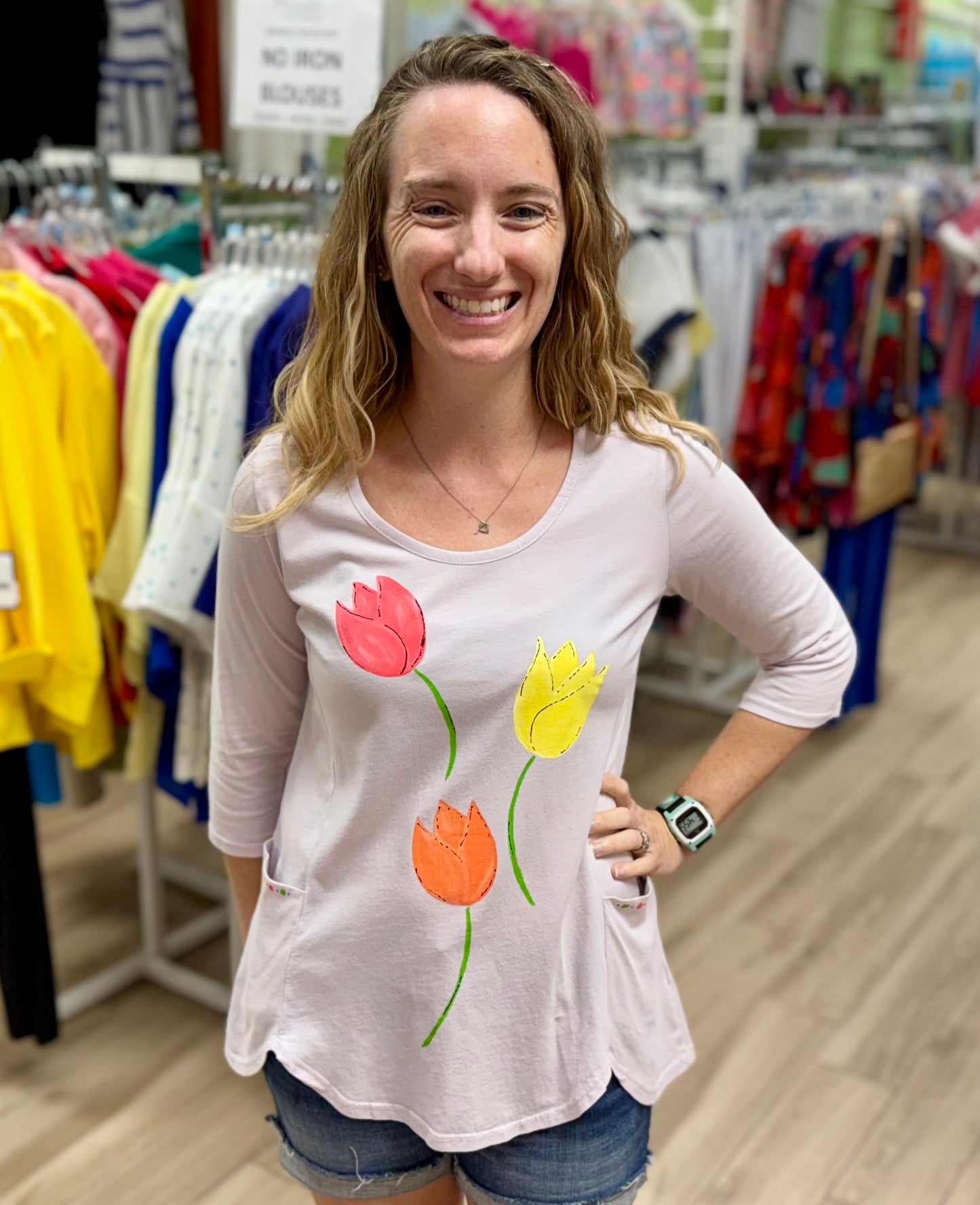 MoMo 8259 Painted Tulip Trio Top